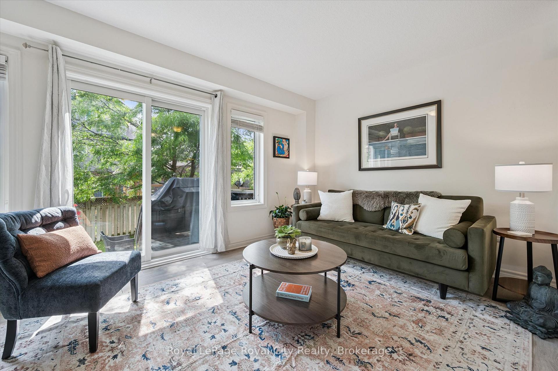 Photo 15 of 51 Oldfield Drive, Guelph, Pineridge/Westminster Woods — HOMEH