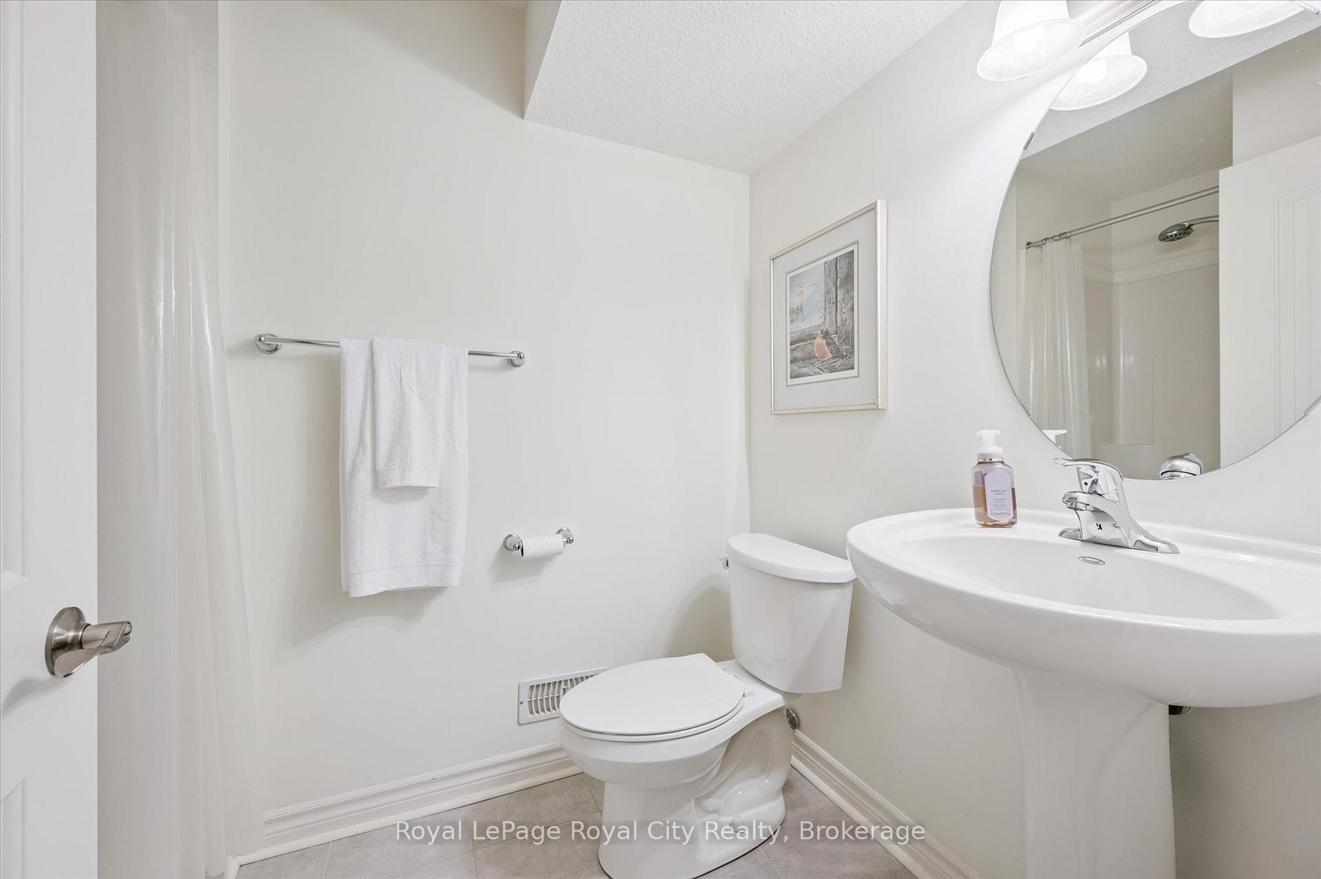 Photo 30 of 51 Oldfield Drive, Guelph, Pineridge/Westminster Woods — HOMEH
