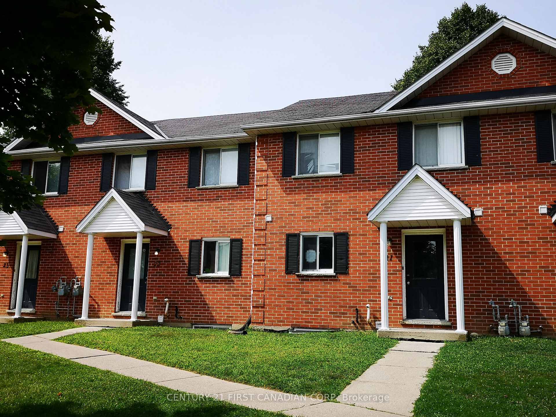 Photo 2 of Unit 21, 190 Fleming Drive, London, East D — HOMEH