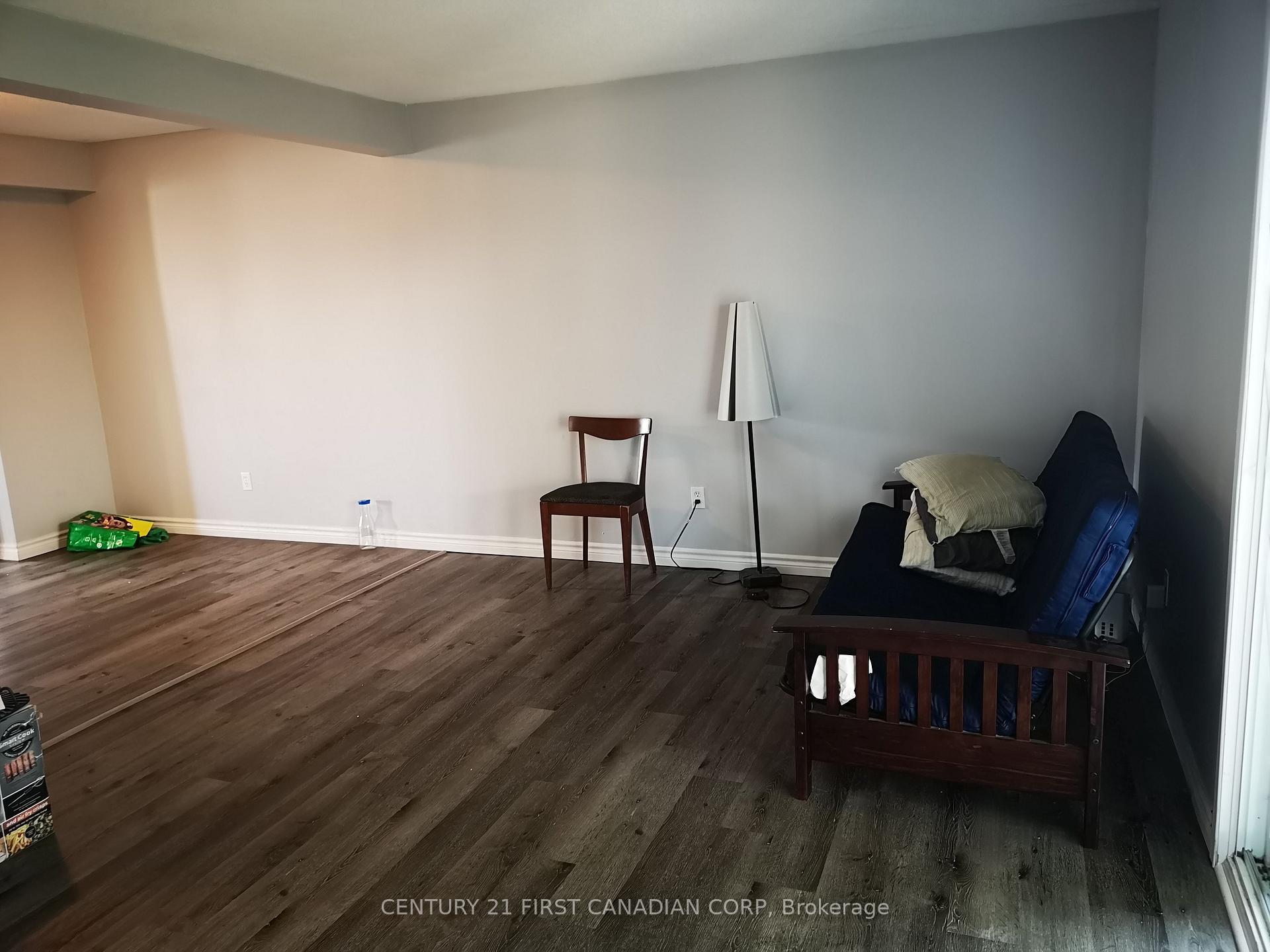 Photo 6 of Unit 21, 190 Fleming Drive, London, East D — HOMEH