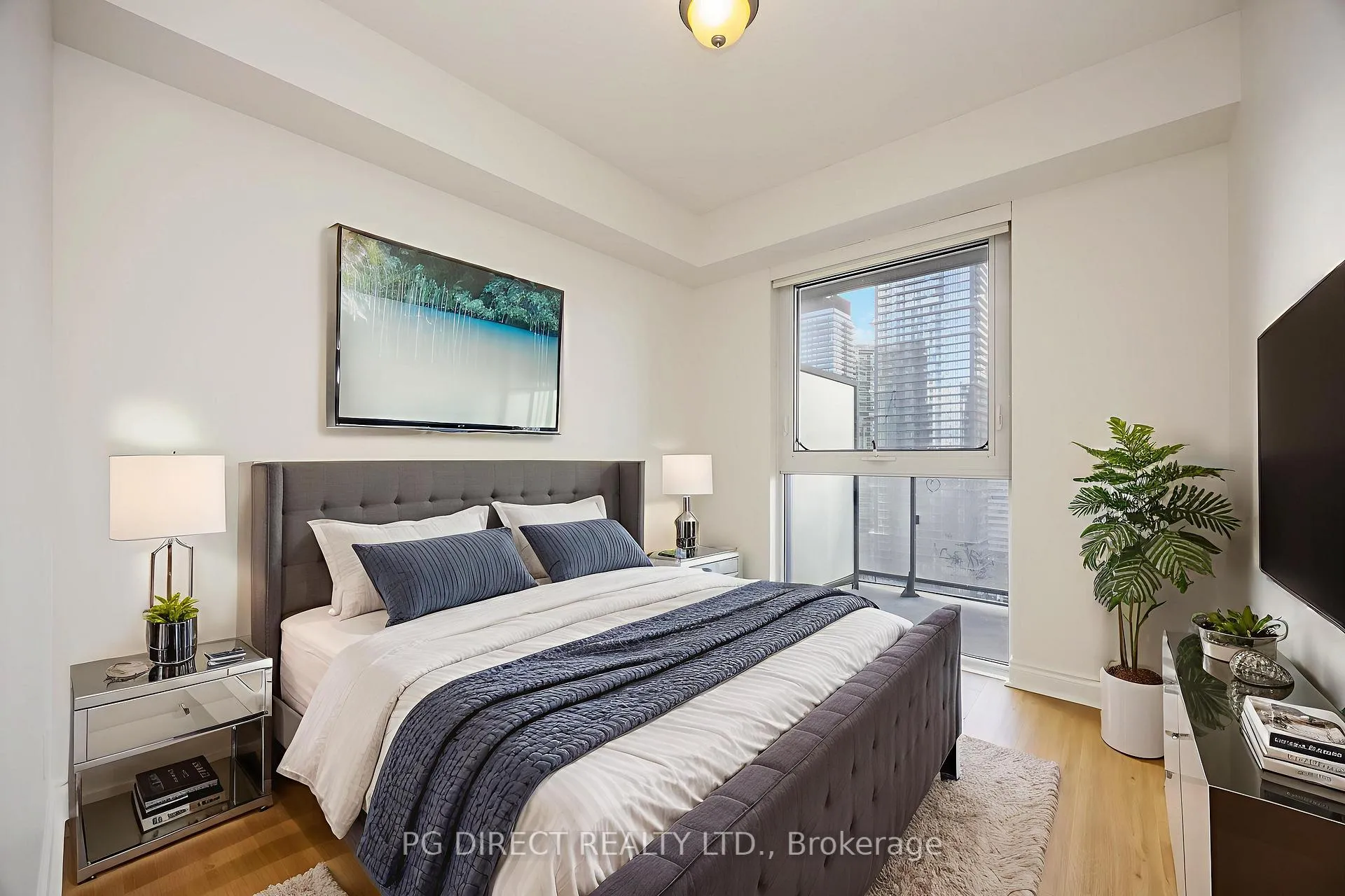 Photo 7 of Unit 2909, 28 Ted Rogers Way, Toronto, Church-Yonge Corridor — HOMEH