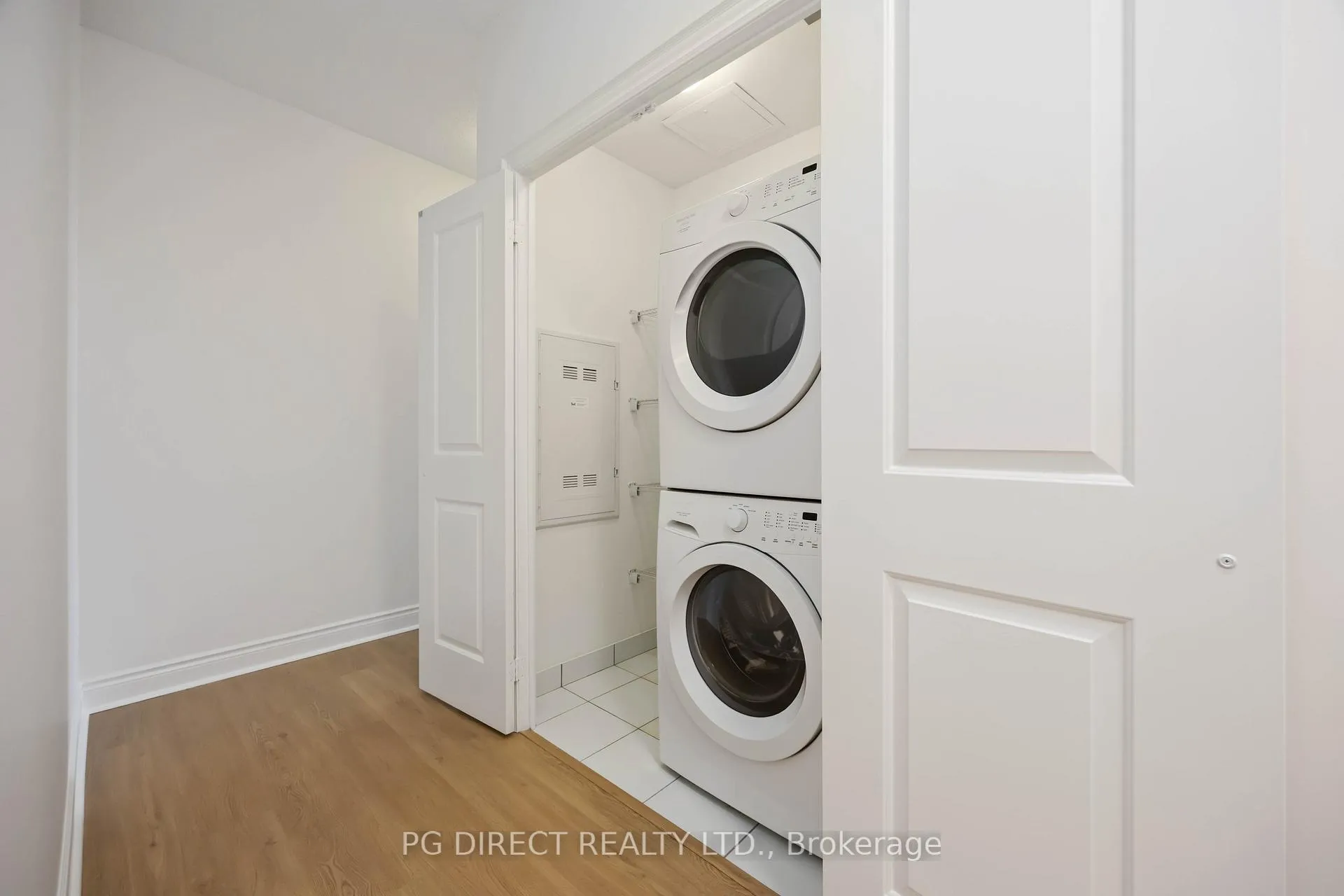 Photo 11 of Unit 2909, 28 Ted Rogers Way, Toronto, Church-Yonge Corridor — HOMEH
