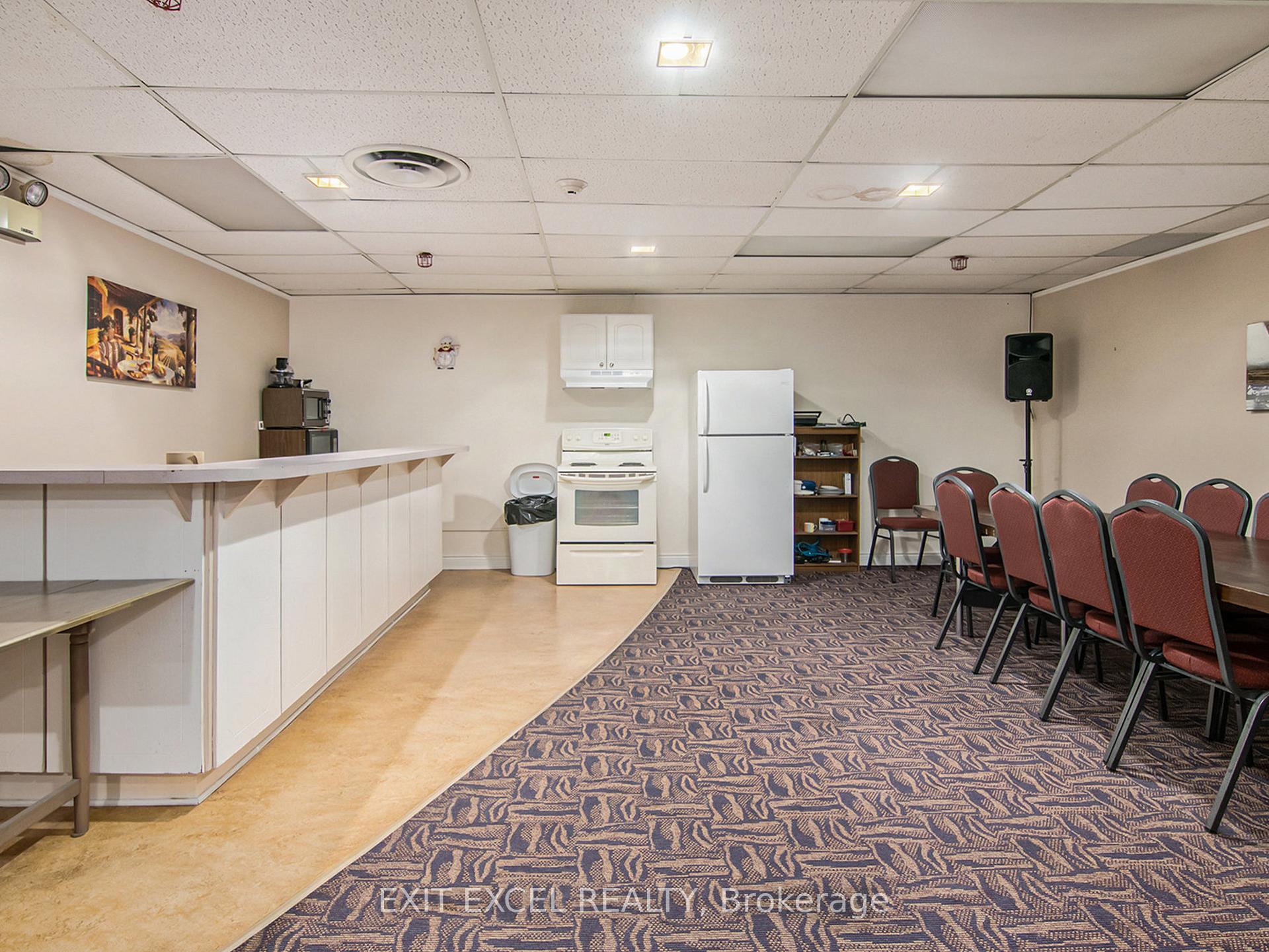 Photo 28 of Unit 312, 555 Brittany Drive, Ottawa, Viscount Alexander Park — HOMEH