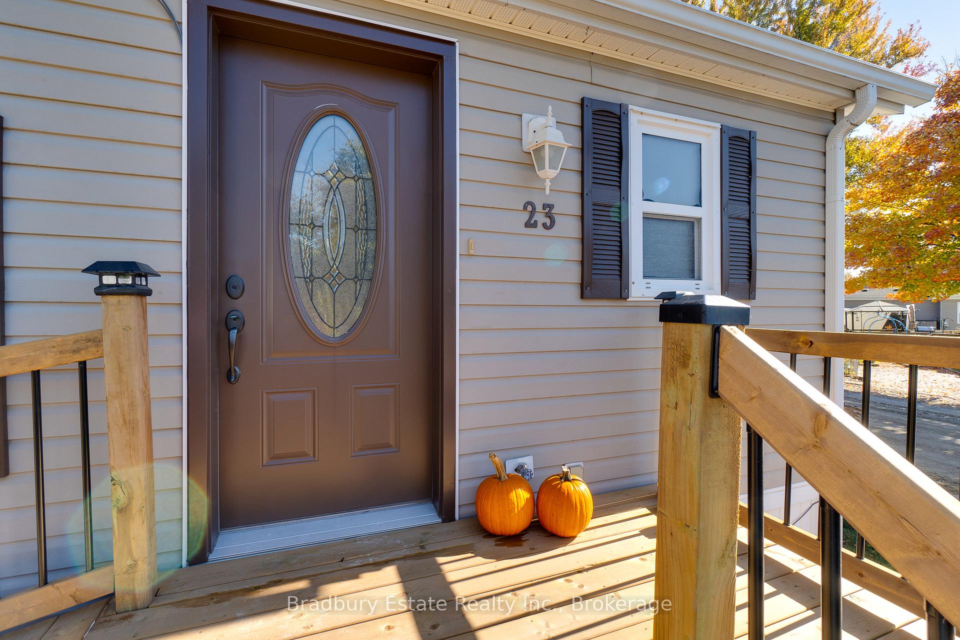 Photo 4 of 23 Olympia Avenue, Puslinch, Rural Puslinch East — HOMEH