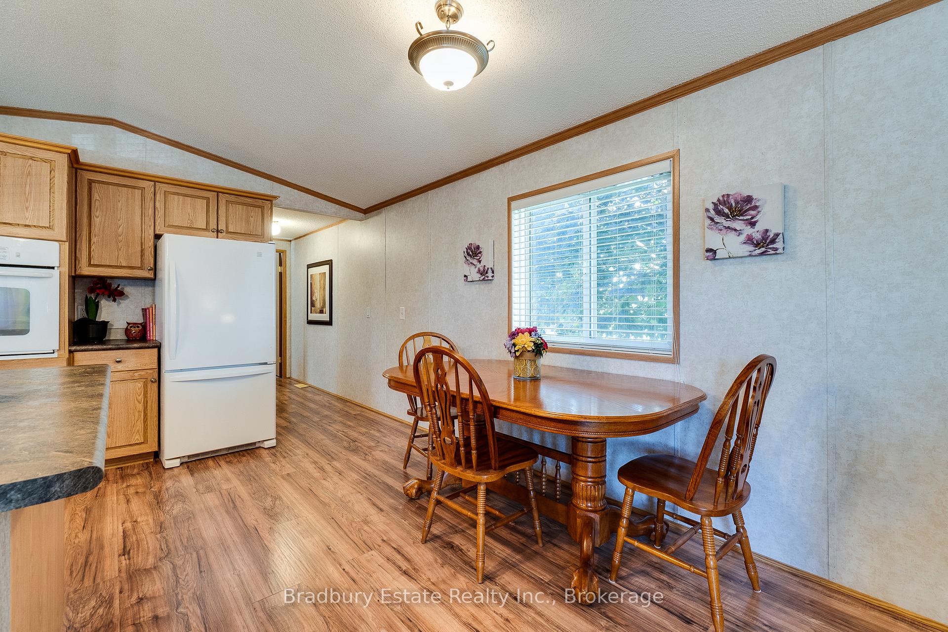 Photo 18 of 23 Olympia Avenue, Puslinch, Rural Puslinch East — HOMEH