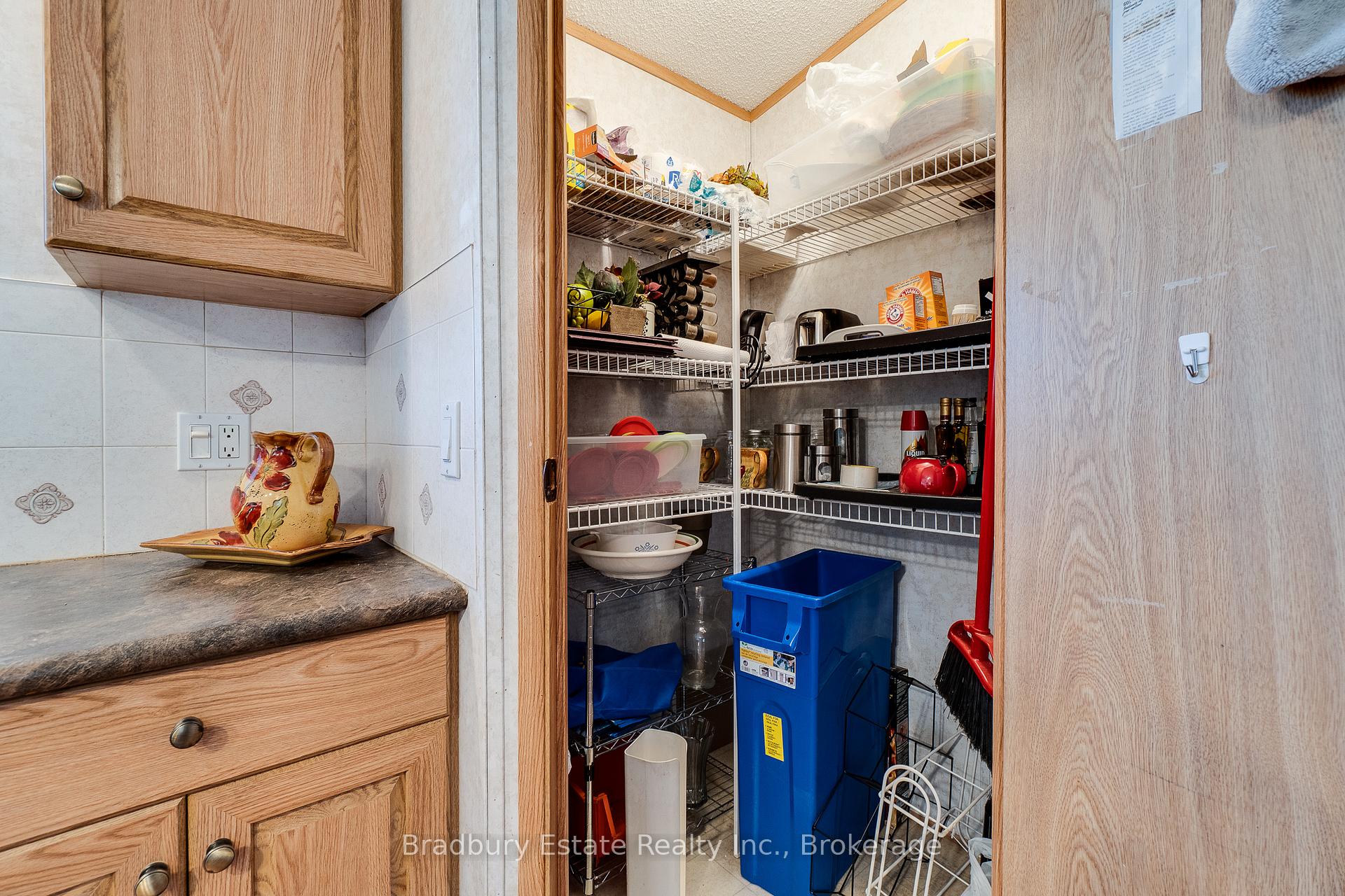 Photo 20 of 23 Olympia Avenue, Puslinch, Rural Puslinch East — HOMEH