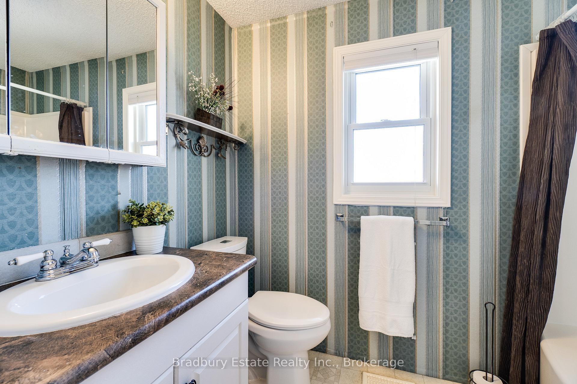 Photo 23 of 23 Olympia Avenue, Puslinch, Rural Puslinch East — HOMEH