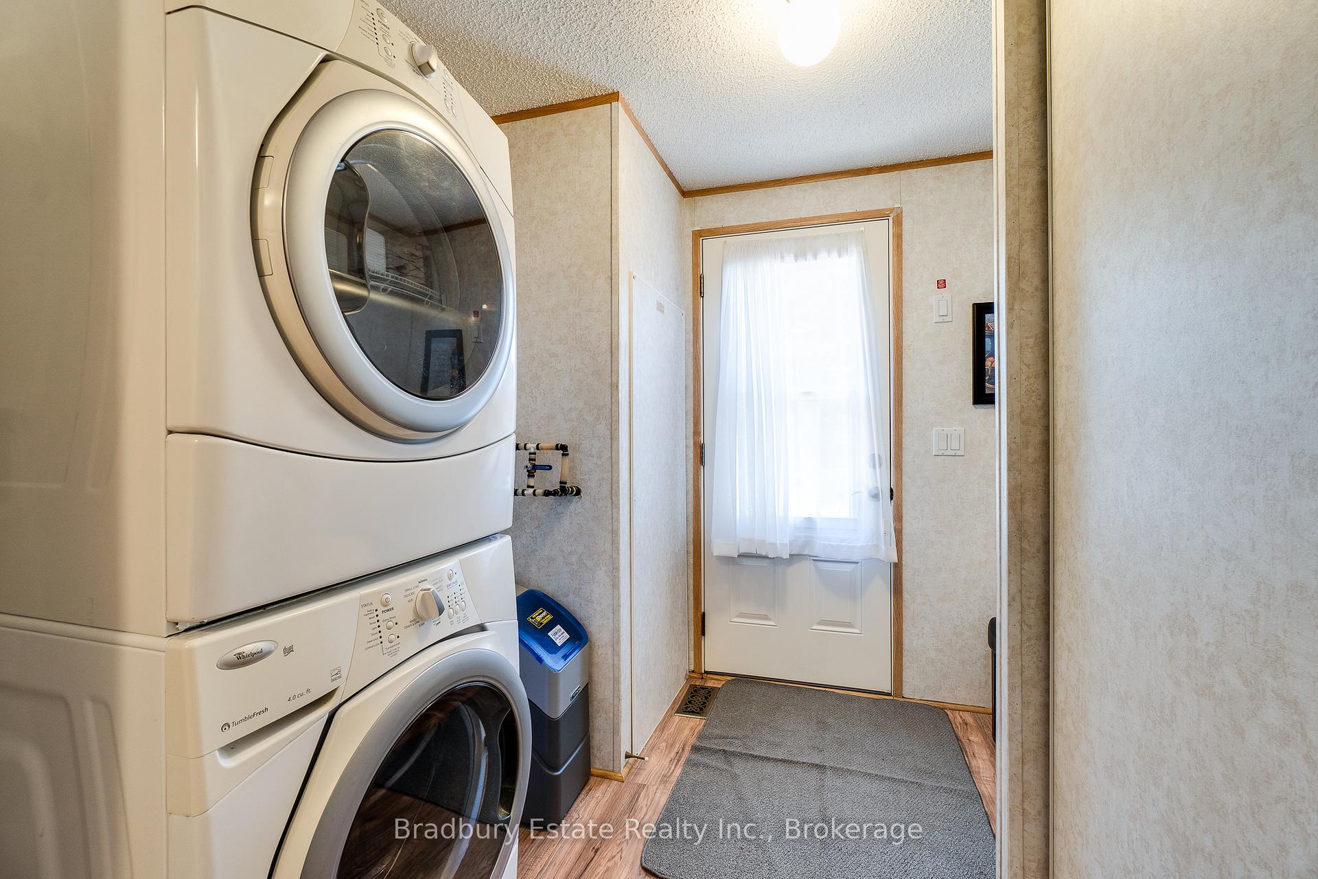 Photo 28 of 23 Olympia Avenue, Puslinch, Rural Puslinch East — HOMEH