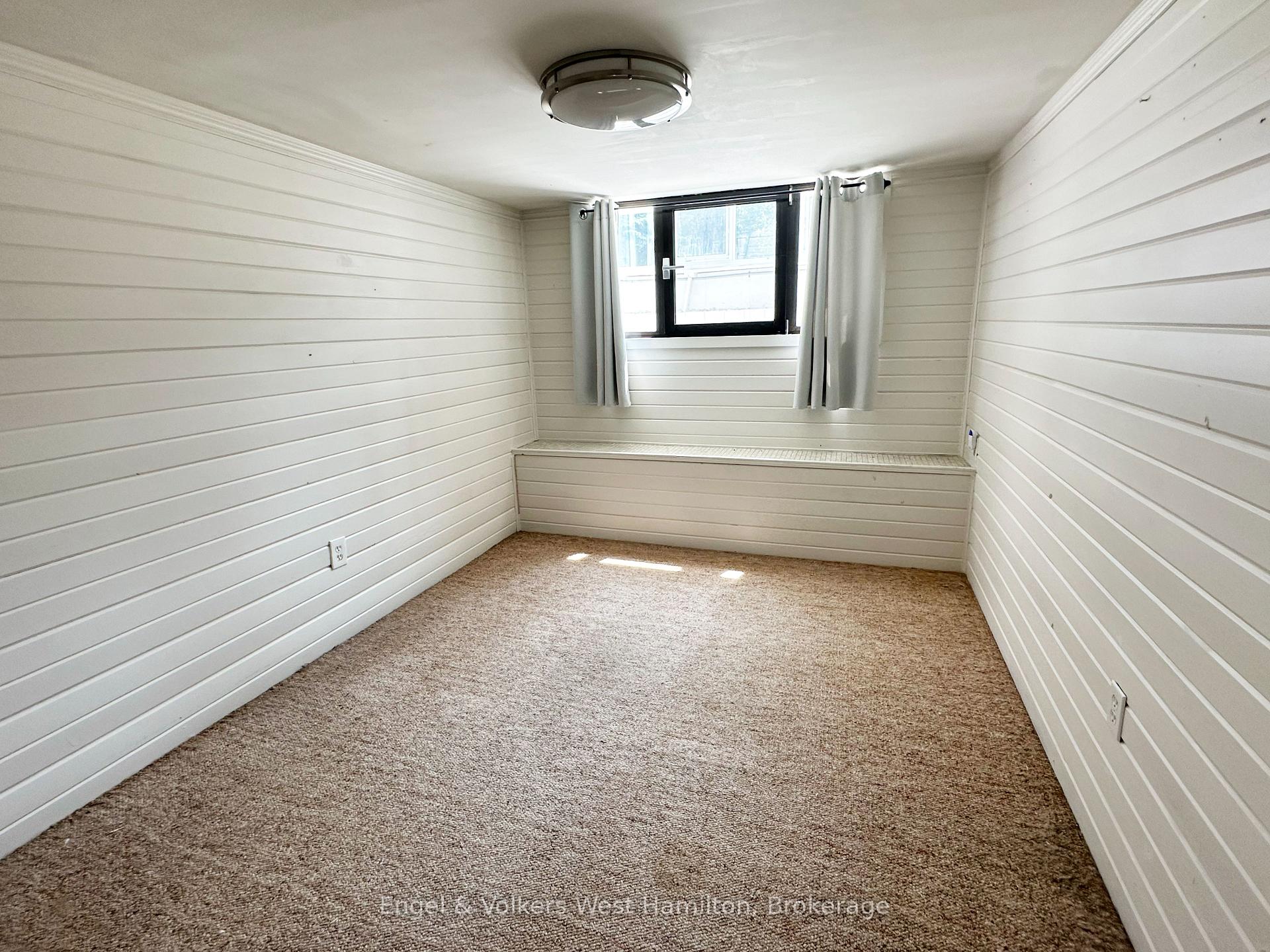 Photo 14 of 20 Nesbitt Street E, Ottawa, Crystal Bay/Rocky Point — HOMEH