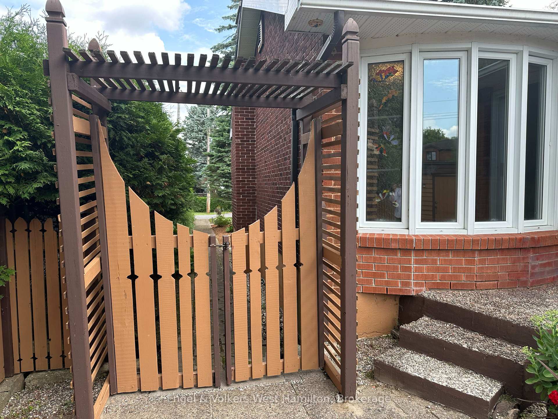Photo 17 of 20 Nesbitt Street E, Ottawa, Crystal Bay/Rocky Point — HOMEH