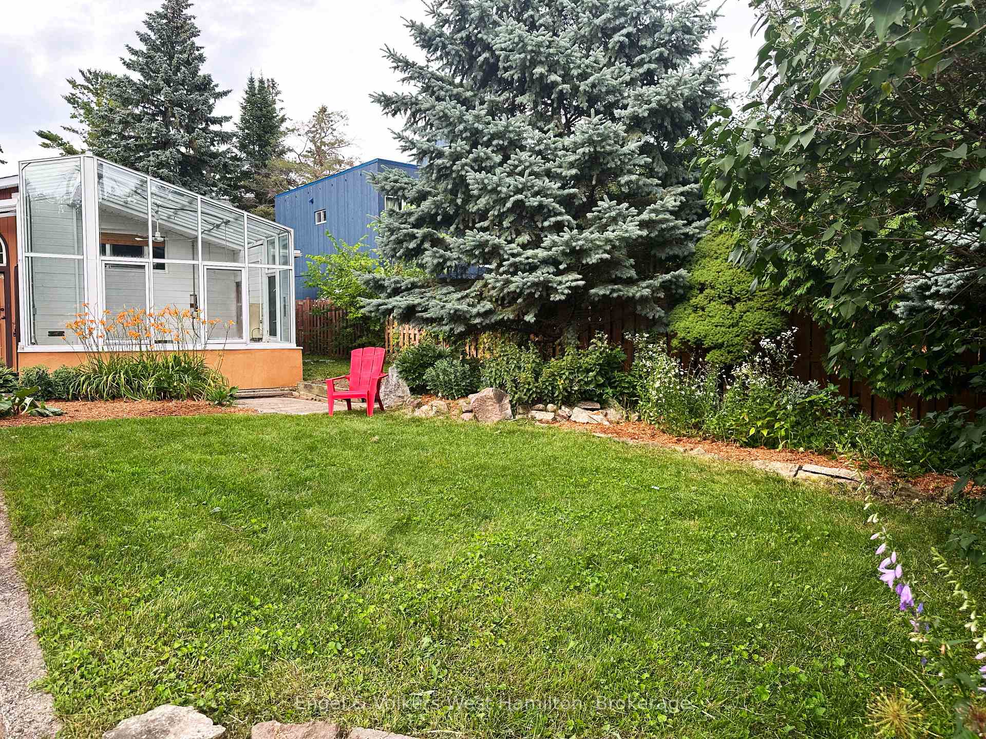 Photo 18 of 20 Nesbitt Street E, Ottawa, Crystal Bay/Rocky Point — HOMEH