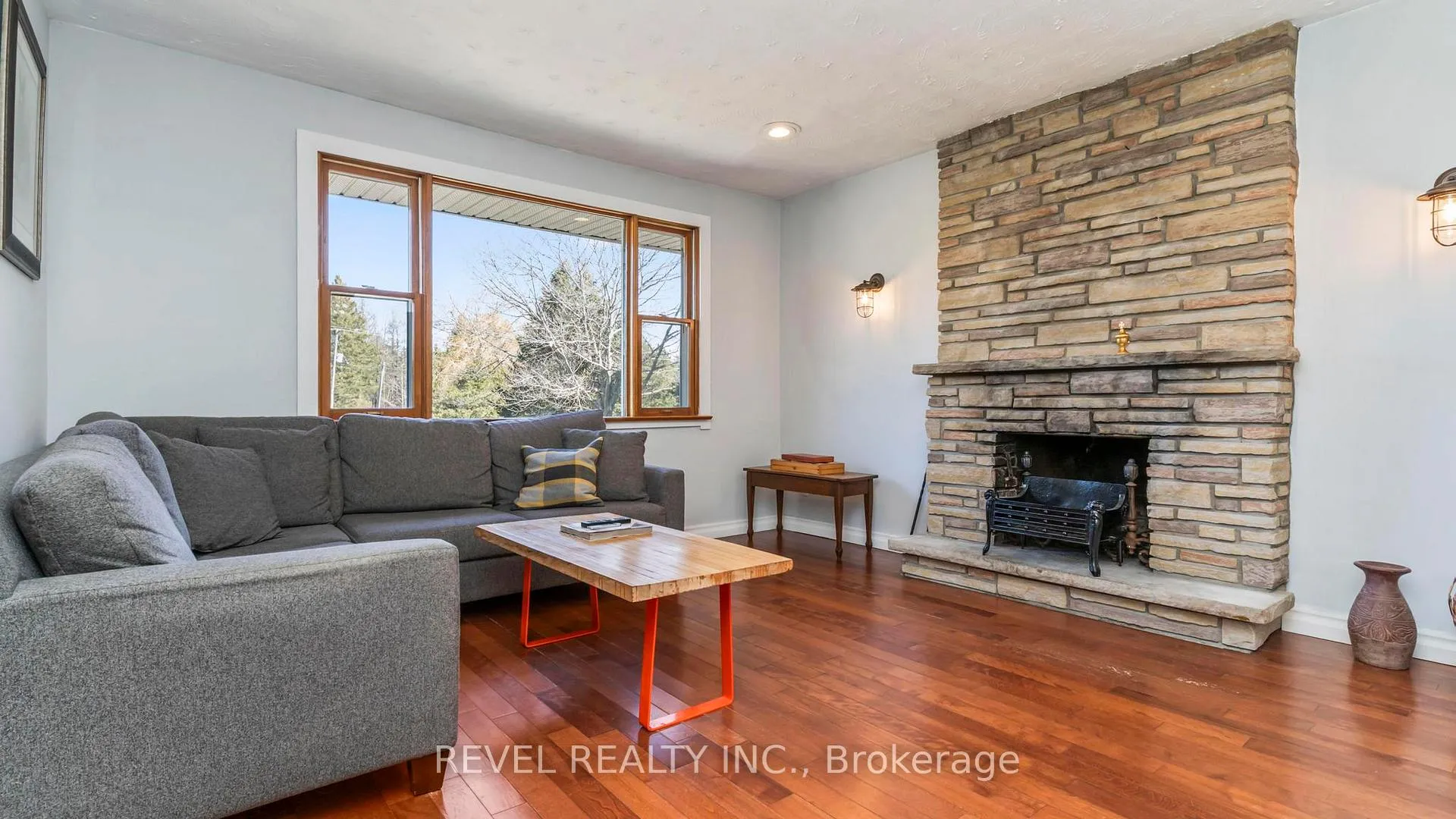 Photo 6 of 20875 Cherryhill Road, Thames Centre, Rural Thames Centre — HOMEH