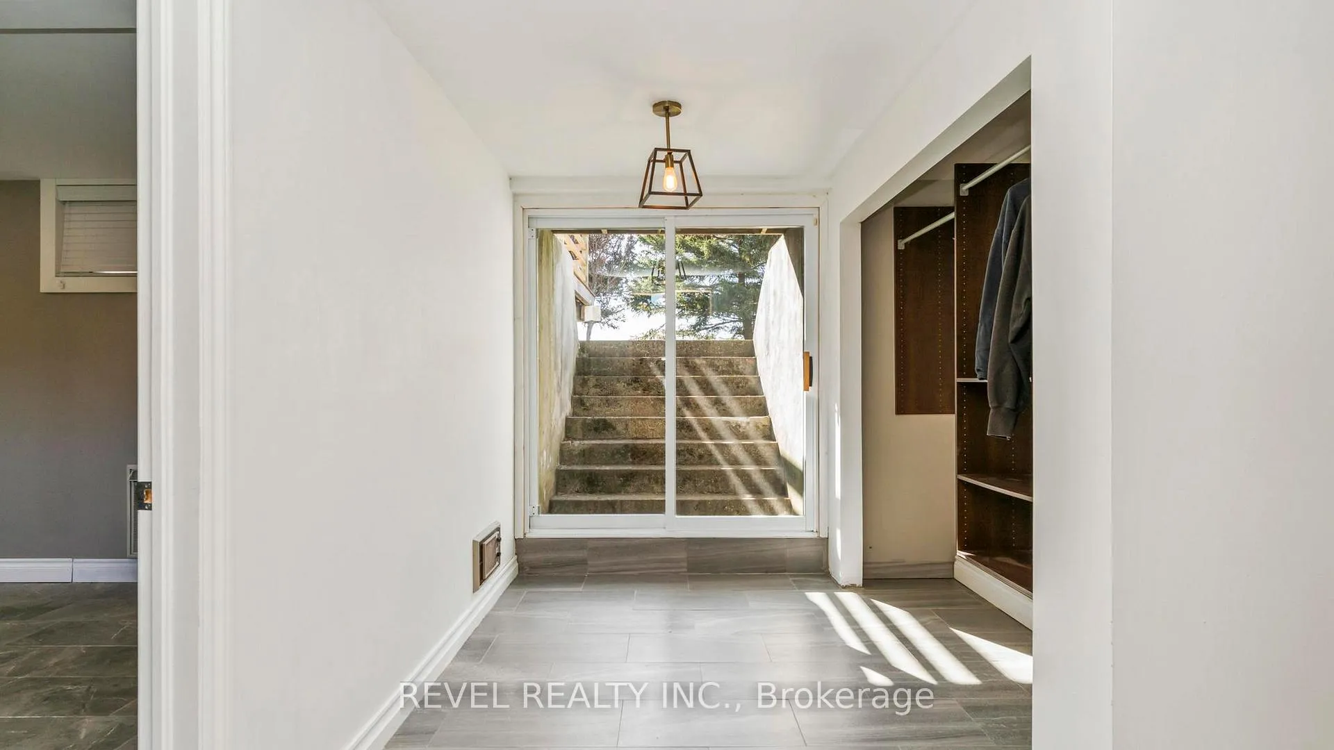 Photo 19 of 20875 Cherryhill Road, Thames Centre, Rural Thames Centre — HOMEH