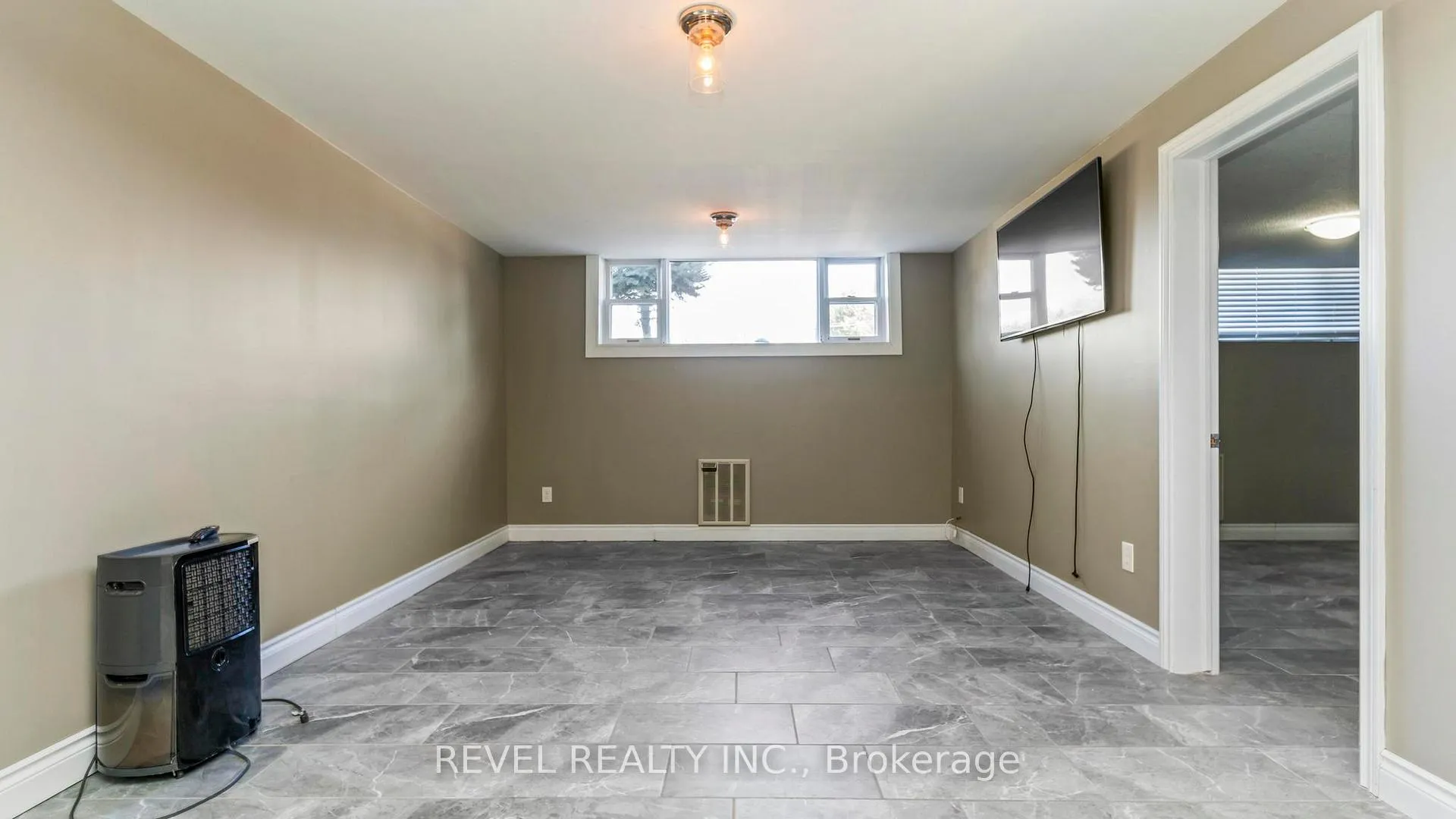 Photo 24 of 20875 Cherryhill Road, Thames Centre, Rural Thames Centre — HOMEH