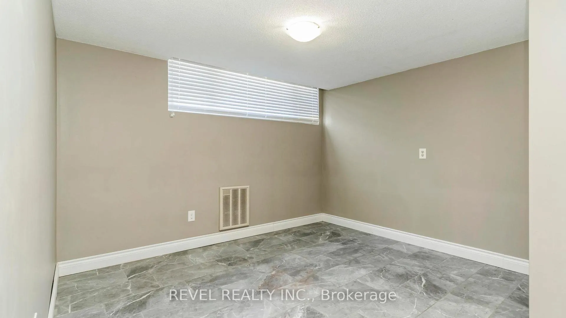 Photo 26 of 20875 Cherryhill Road, Thames Centre, Rural Thames Centre — HOMEH