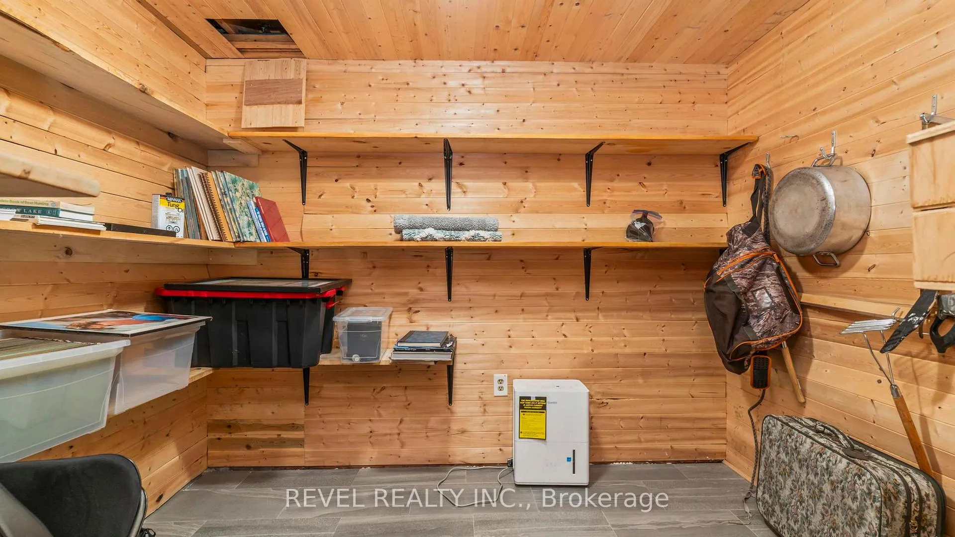 Photo 31 of 20875 Cherryhill Road, Thames Centre, Rural Thames Centre — HOMEH
