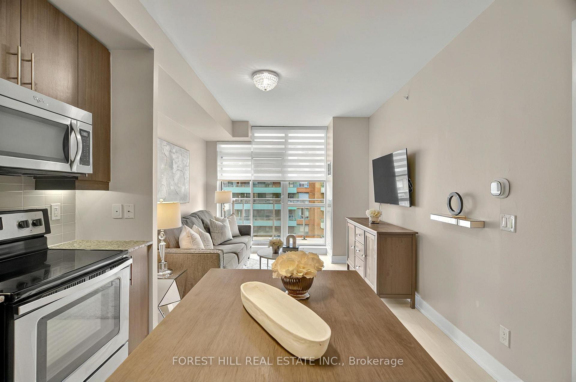 Photo 5 of Unit 502, 68 Merton Street, Toronto, Mount Pleasant West — HOMEH