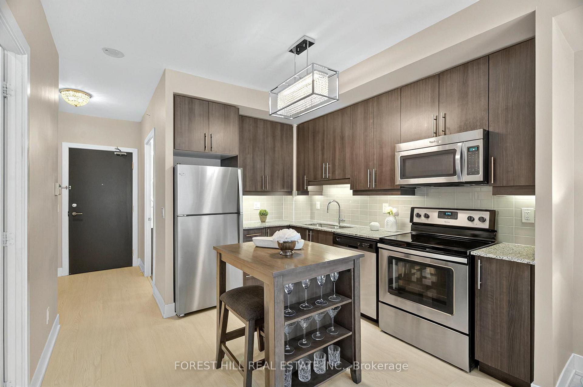Photo 8 of Unit 502, 68 Merton Street, Toronto, Mount Pleasant West — HOMEH