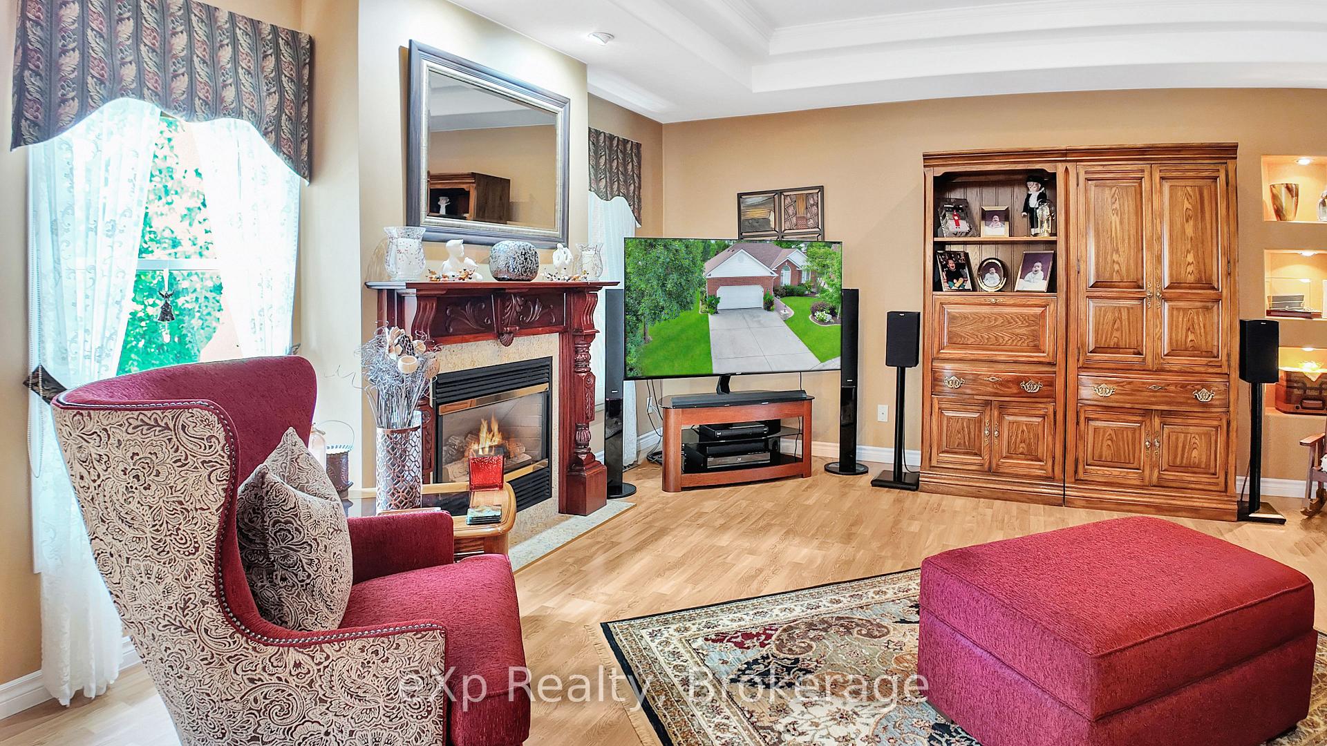 Photo 12 of 3 Cedar Court, Brockton — HOMEH