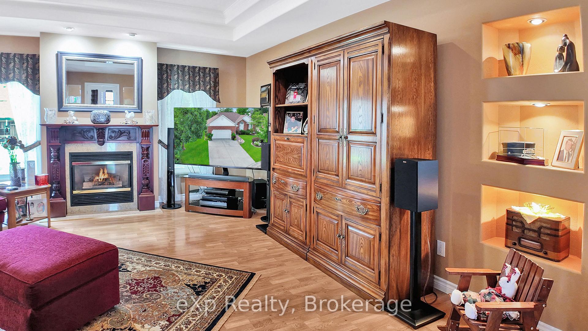 Photo 13 of 3 Cedar Court, Brockton — HOMEH
