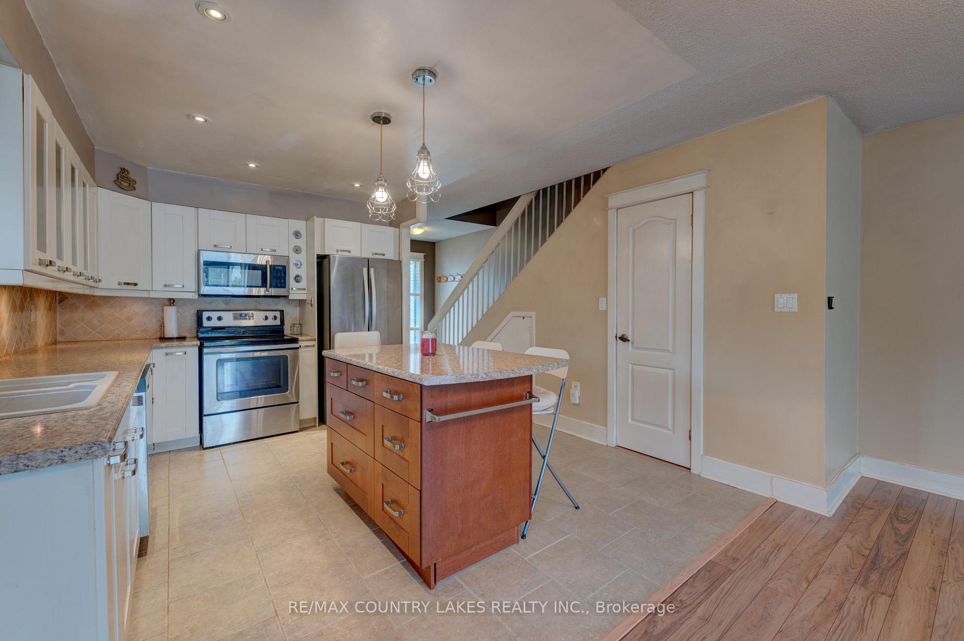 Photo 10 of Unit 1, 4 Paradise Boulevard, Ramara, Brechin — HOMEH