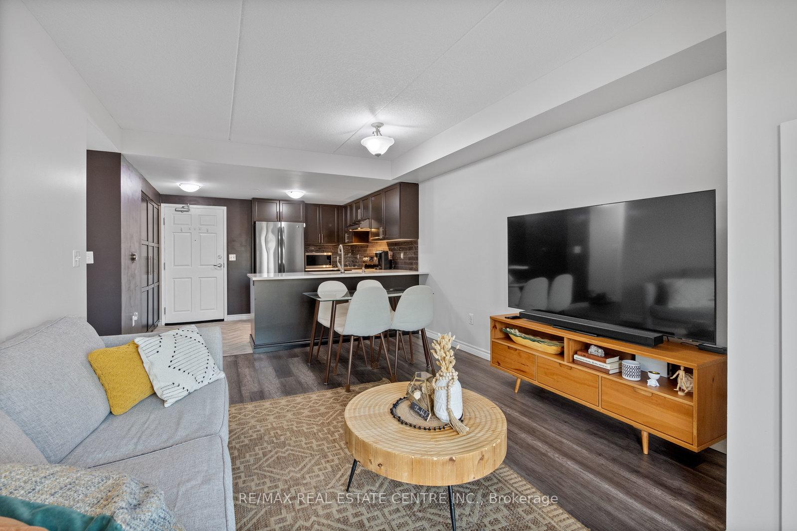 Photo 9 of Unit 304, 67 Kingsbury Square, Guelph, Pineridge/Westminster Woods — HOMEH