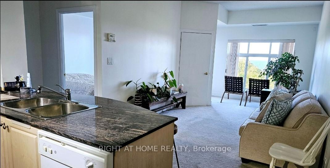 Photo 2 of Unit 402, 280 Aberdeen Boulevard E, Midland — HOMEH