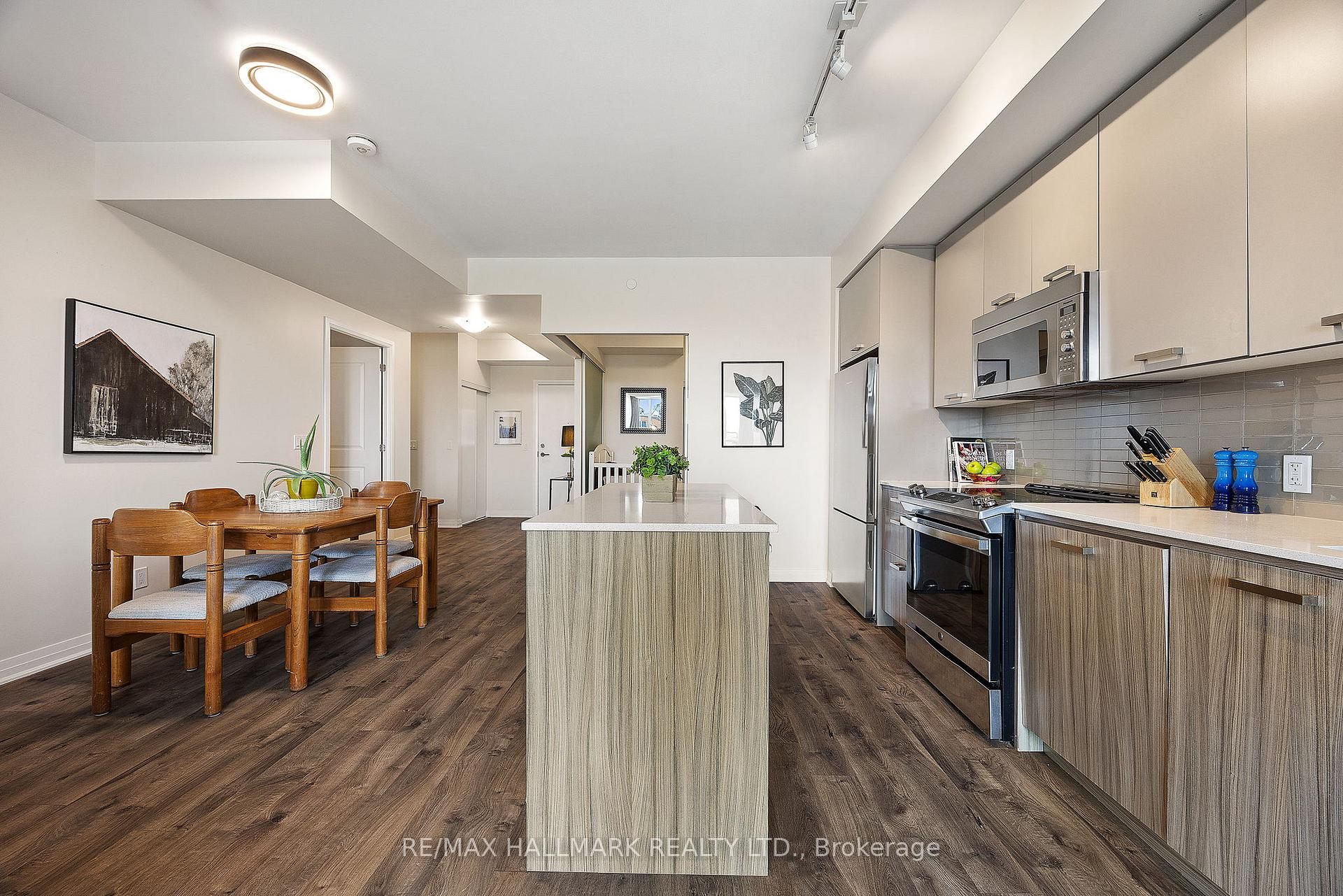 Photo 8 of Unit 507, 1630 Queen Street E, Toronto, The Beaches — HOMEH