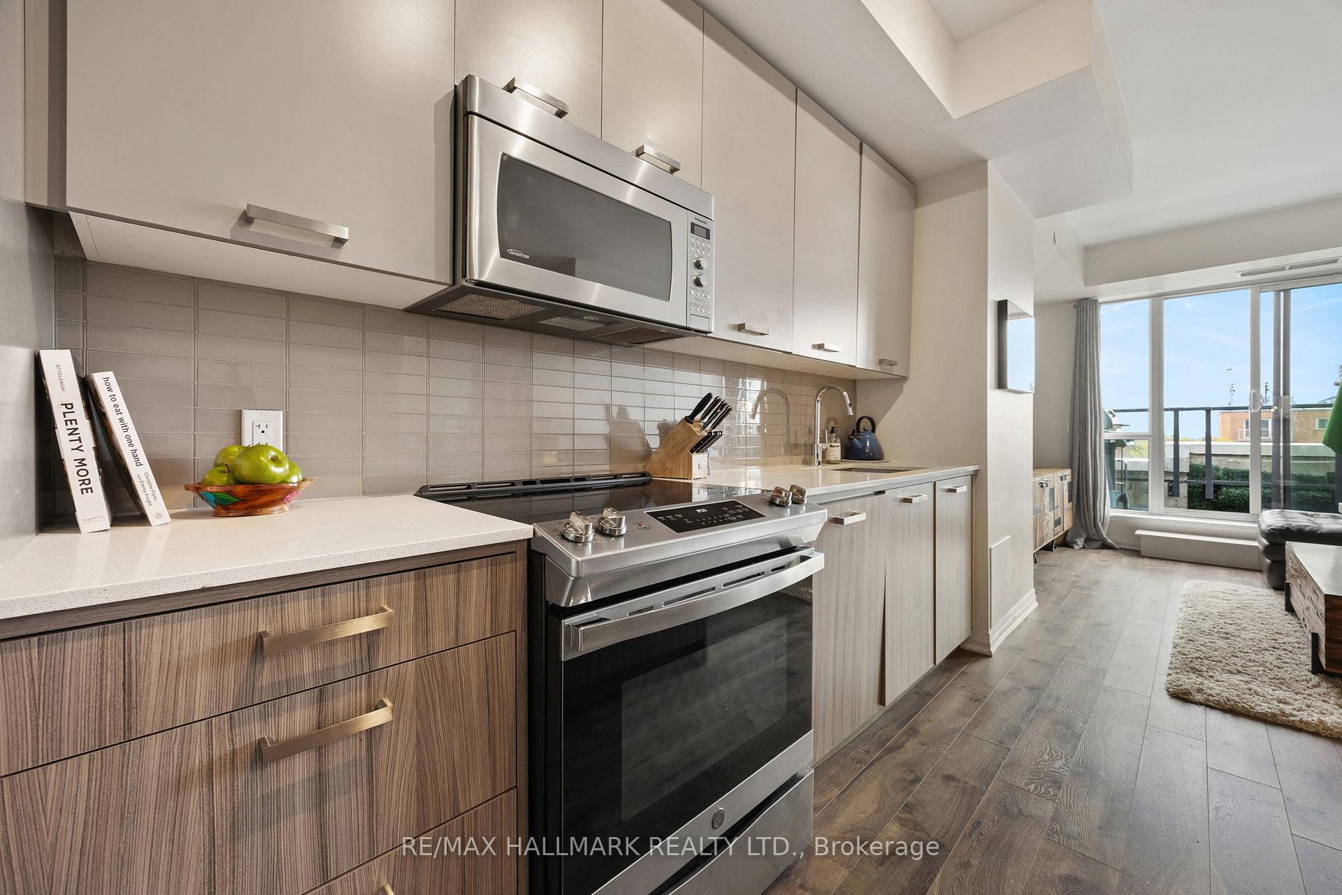 Photo 15 of Unit 507, 1630 Queen Street E, Toronto, The Beaches — HOMEH