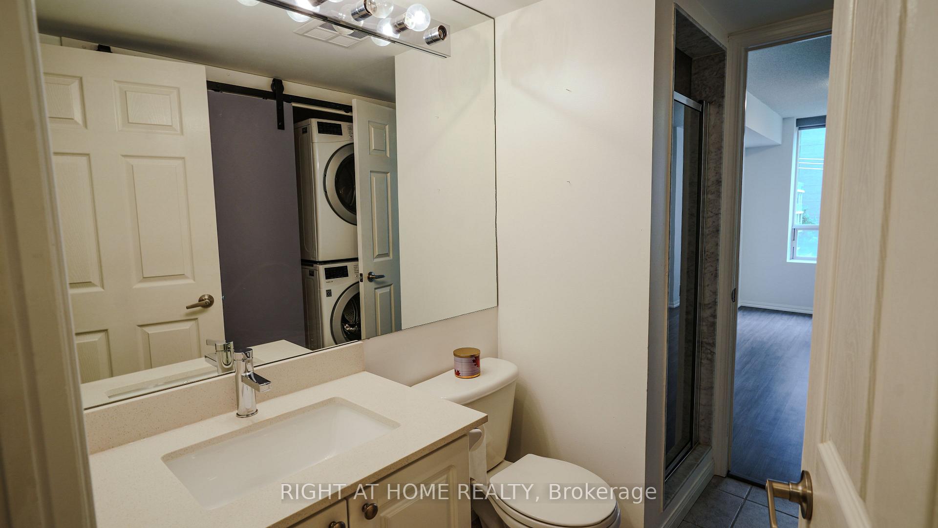 Photo 6 of Unit 408, 188 Redpath Avenue, Toronto, Mount Pleasant West — HOMEH