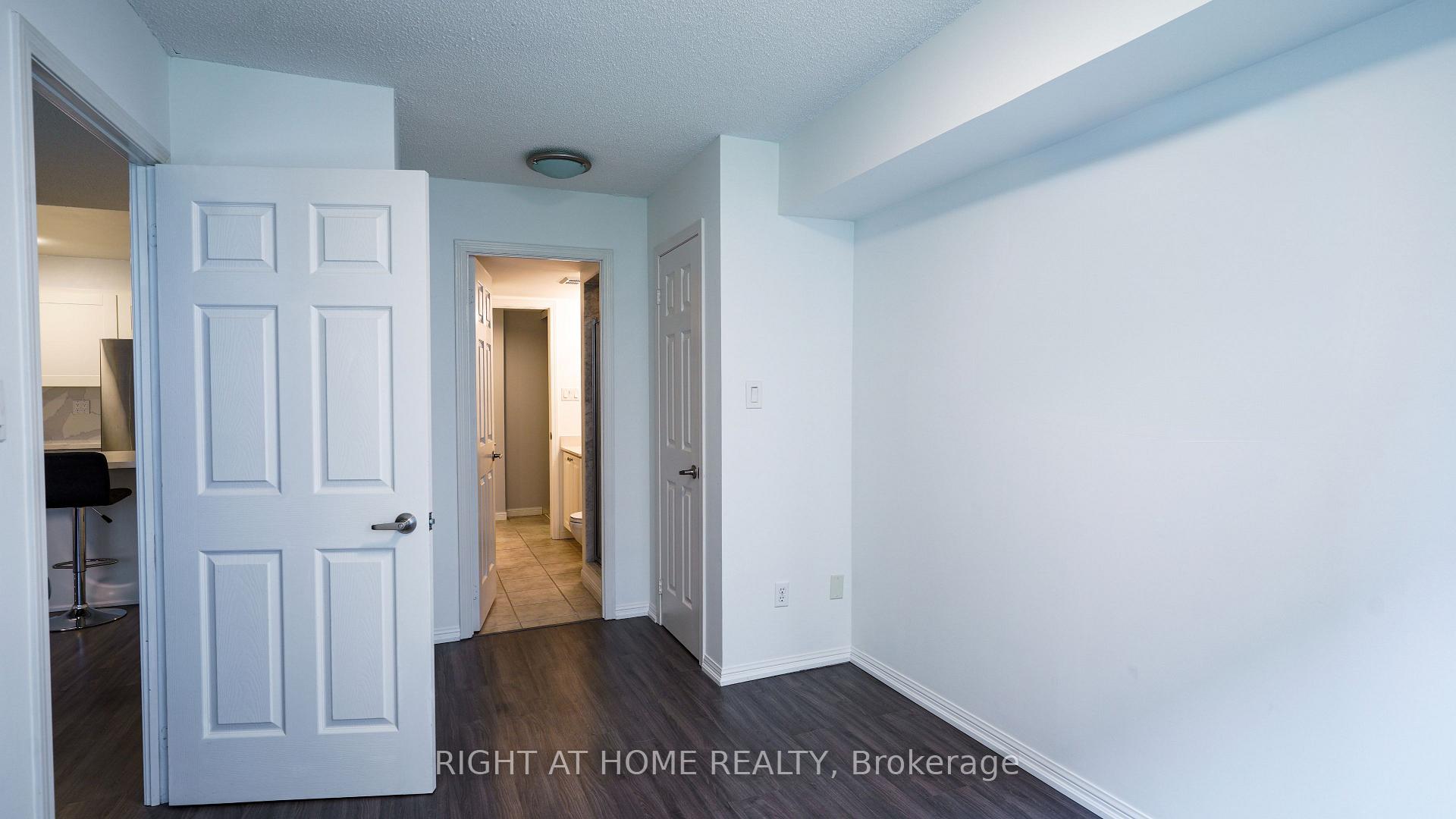 Photo 11 of Unit 408, 188 Redpath Avenue, Toronto, Mount Pleasant West — HOMEH