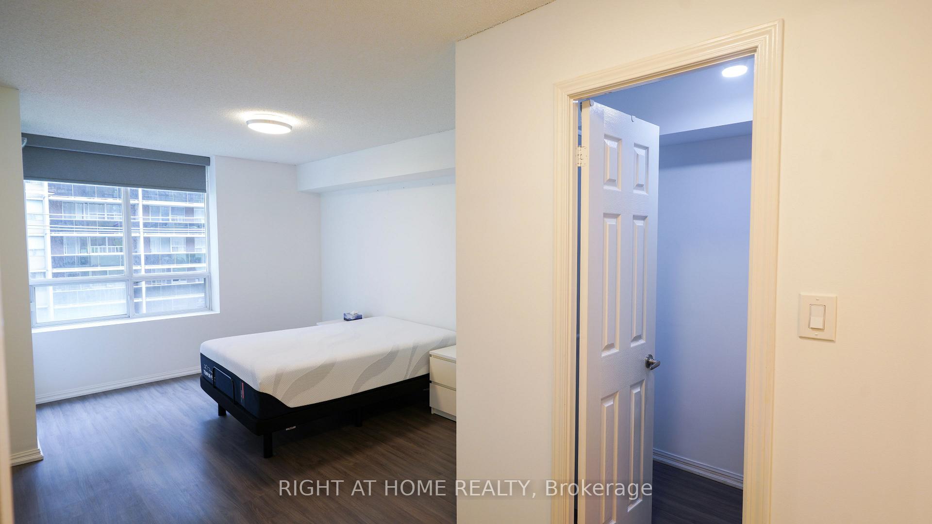 Photo 14 of Unit 408, 188 Redpath Avenue, Toronto, Mount Pleasant West — HOMEH