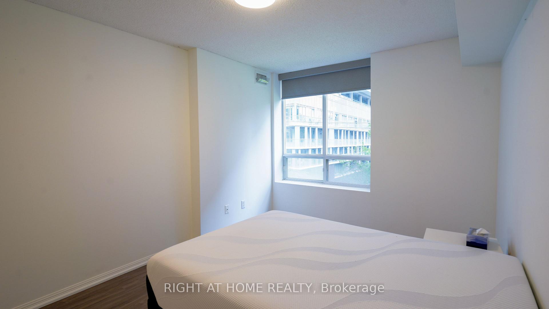 Photo 15 of Unit 408, 188 Redpath Avenue, Toronto, Mount Pleasant West — HOMEH