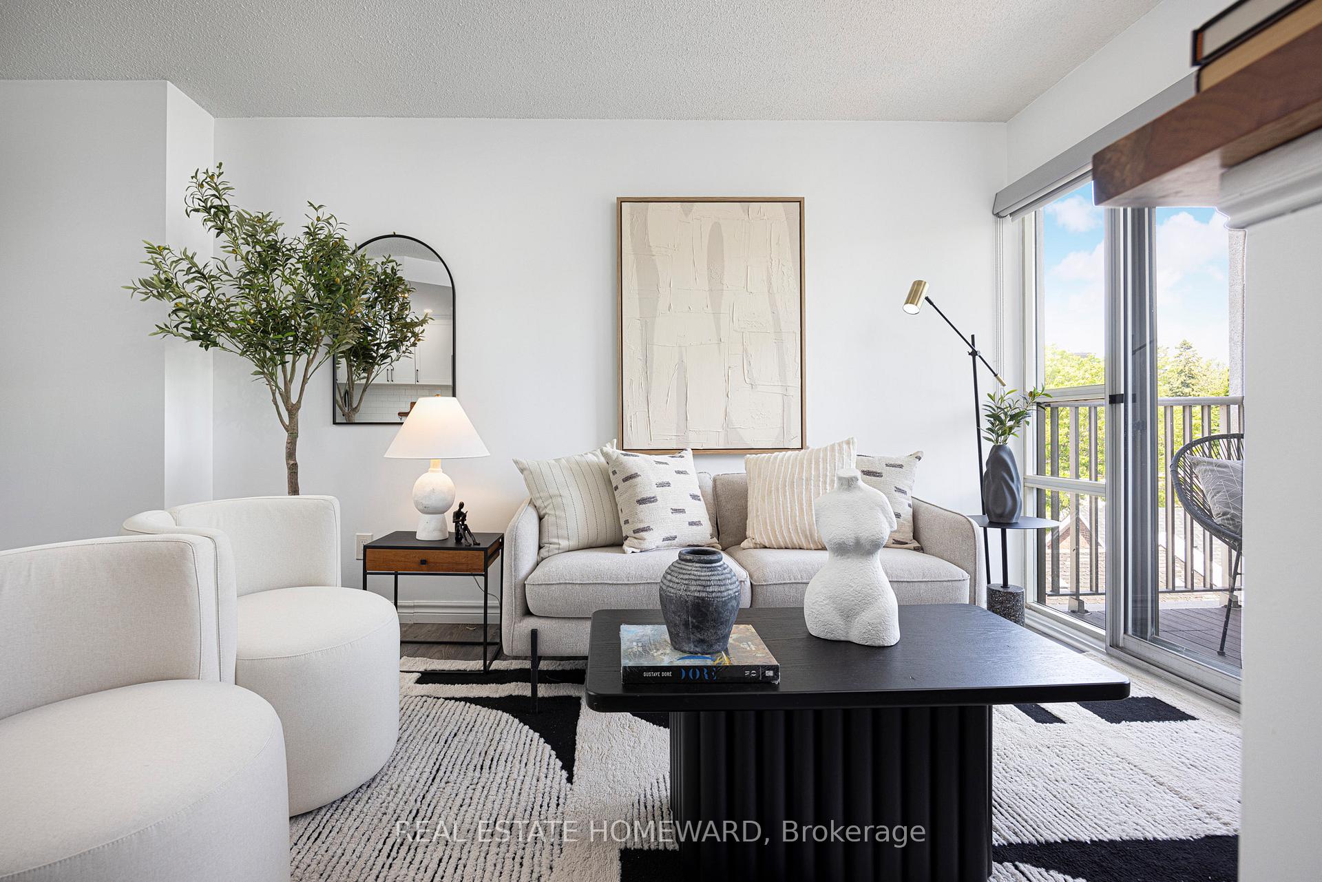 Photo 3 of Unit 503, 716 Kingston Road, Toronto, The Beaches — HOMEH