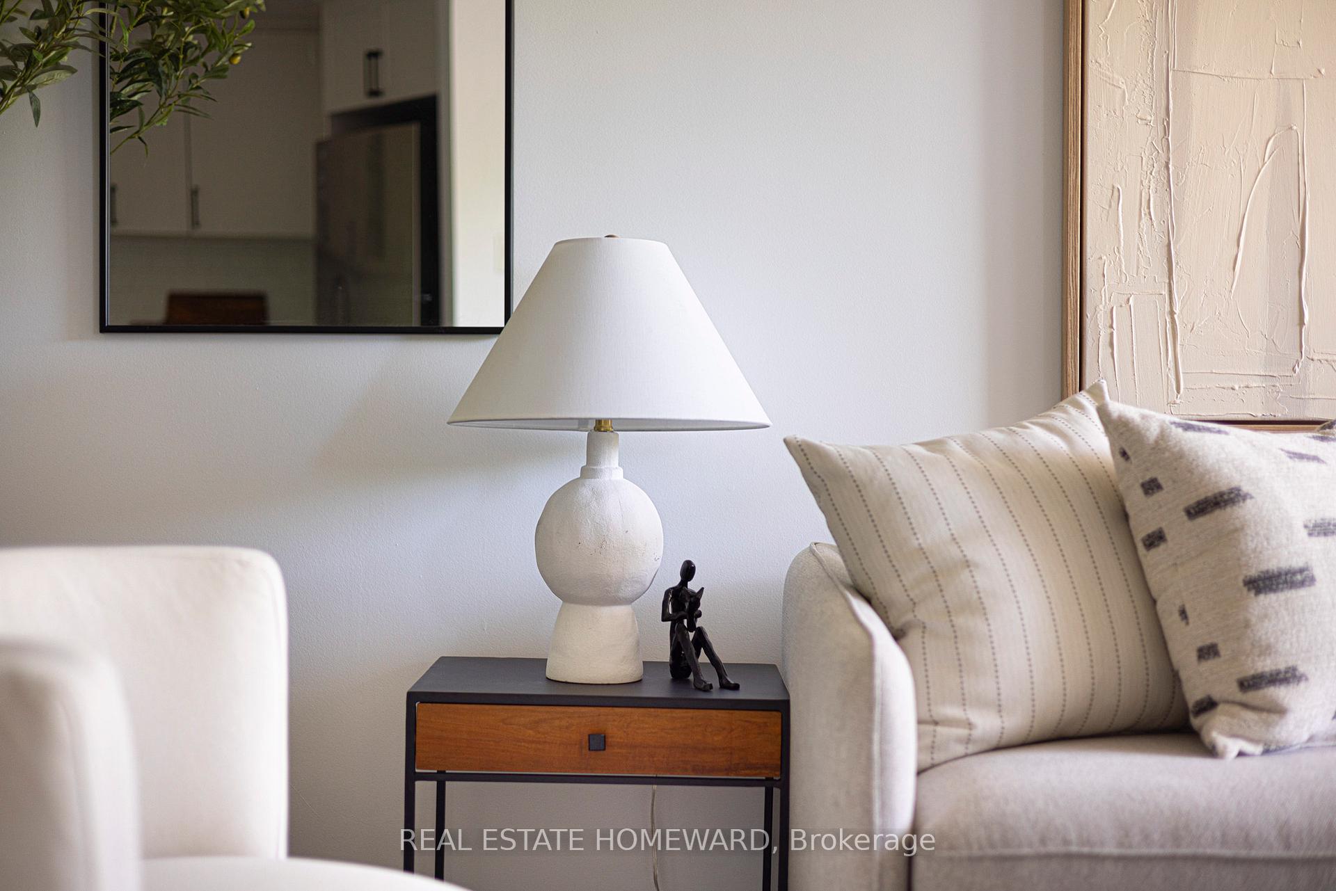 Photo 6 of Unit 503, 716 Kingston Road, Toronto, The Beaches — HOMEH