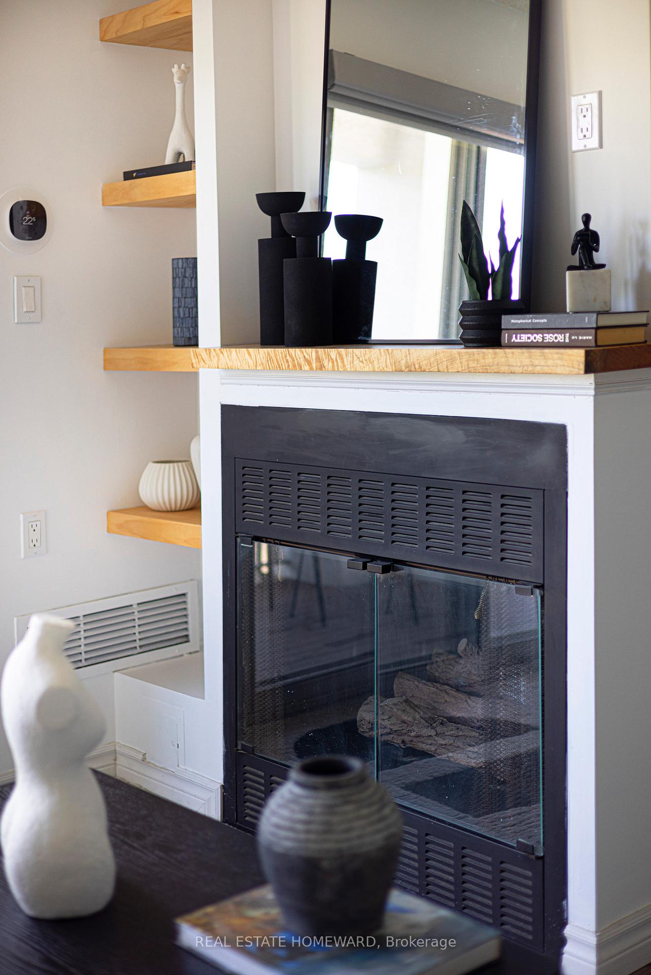 Photo 9 of Unit 503, 716 Kingston Road, Toronto, The Beaches — HOMEH