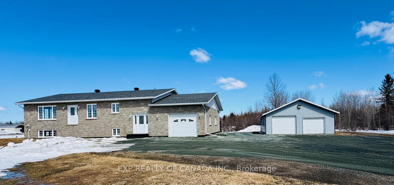 Photo 1 of 1467 Hwy 652 E, Cochrane — HOMEH
