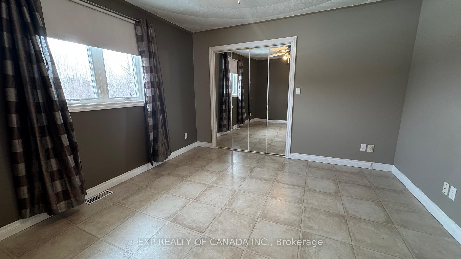 Photo 14 of 1467 Hwy 652 E, Cochrane — HOMEH