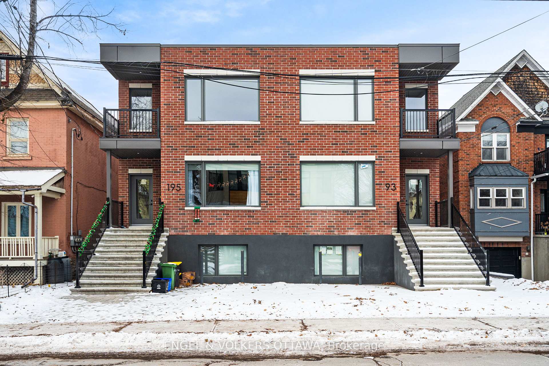 Front of Unit A, 195 Hopewell Avenue