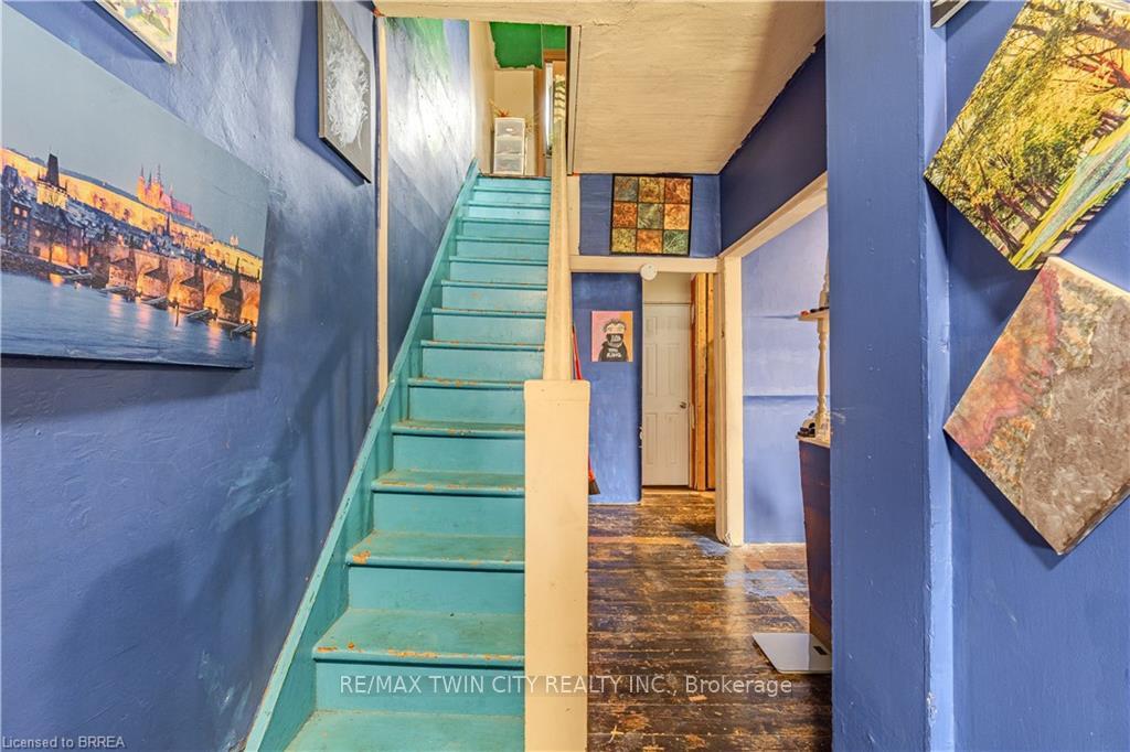 Photo 4 of 75 Willow Street, Brant, Paris — HOMEH