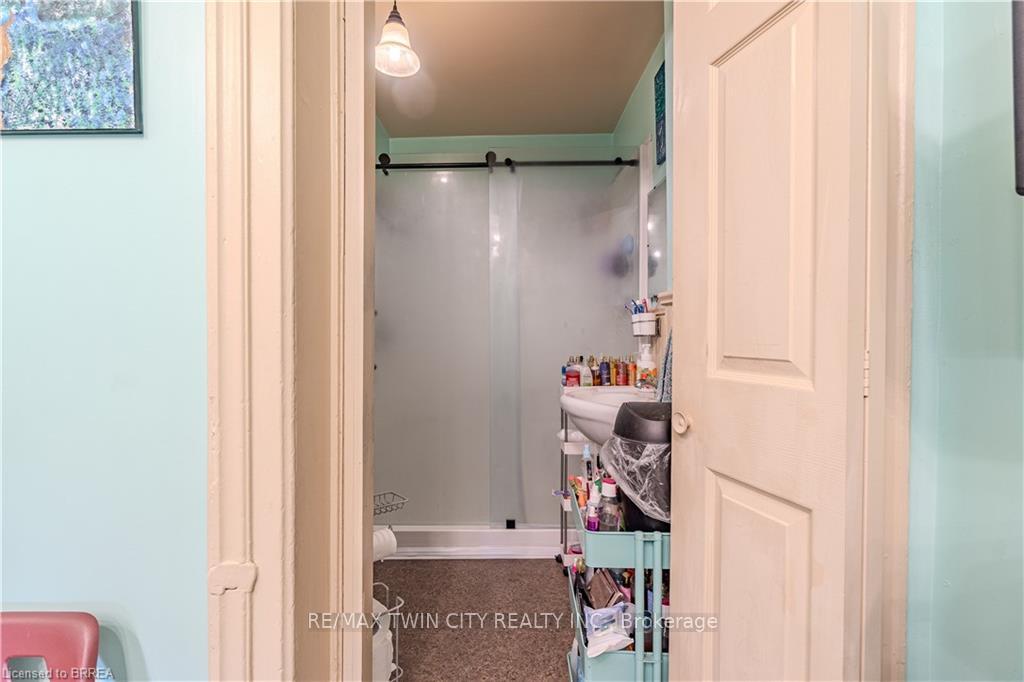Photo 16 of 75 Willow Street, Brant, Paris — HOMEH