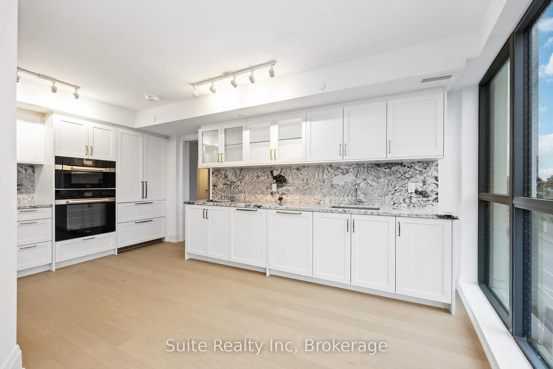 Photo 7 of Unit 318, 505 Glencairn Avenue, Toronto, Englemount-Lawrence — HOMEH