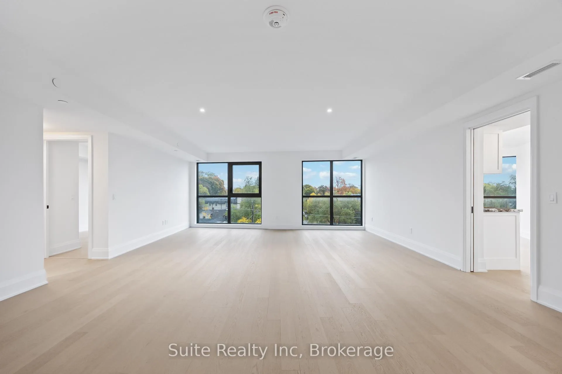 Photo 12 of Unit 318, 505 Glencairn Avenue, Toronto, Englemount-Lawrence — HOMEH