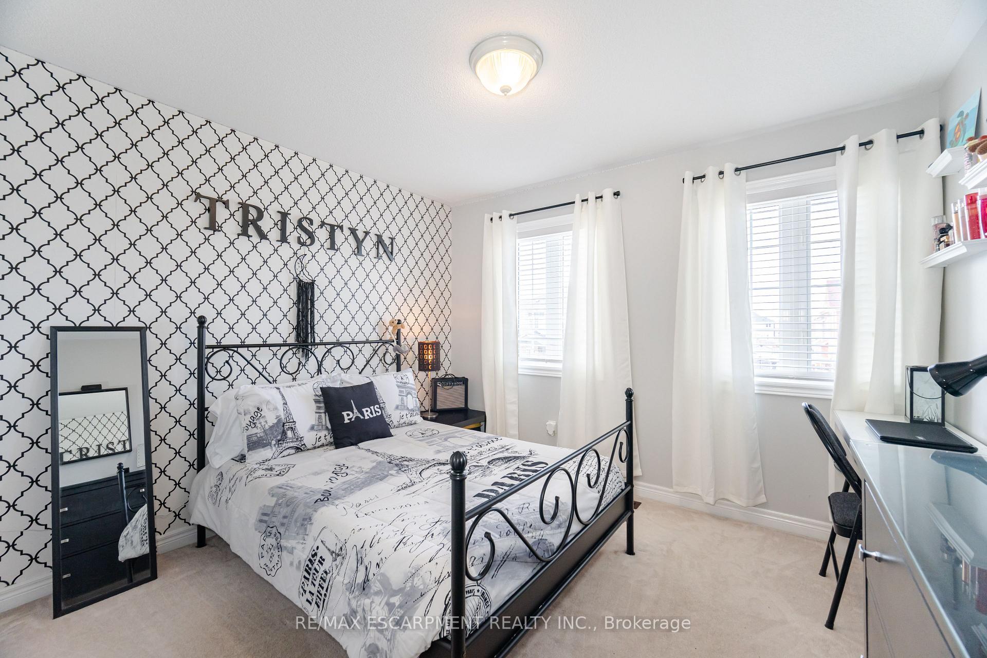 Photo 36 of 31 Vanderbrink Drive, Brampton, Sandringham-Wellington — HOMEH