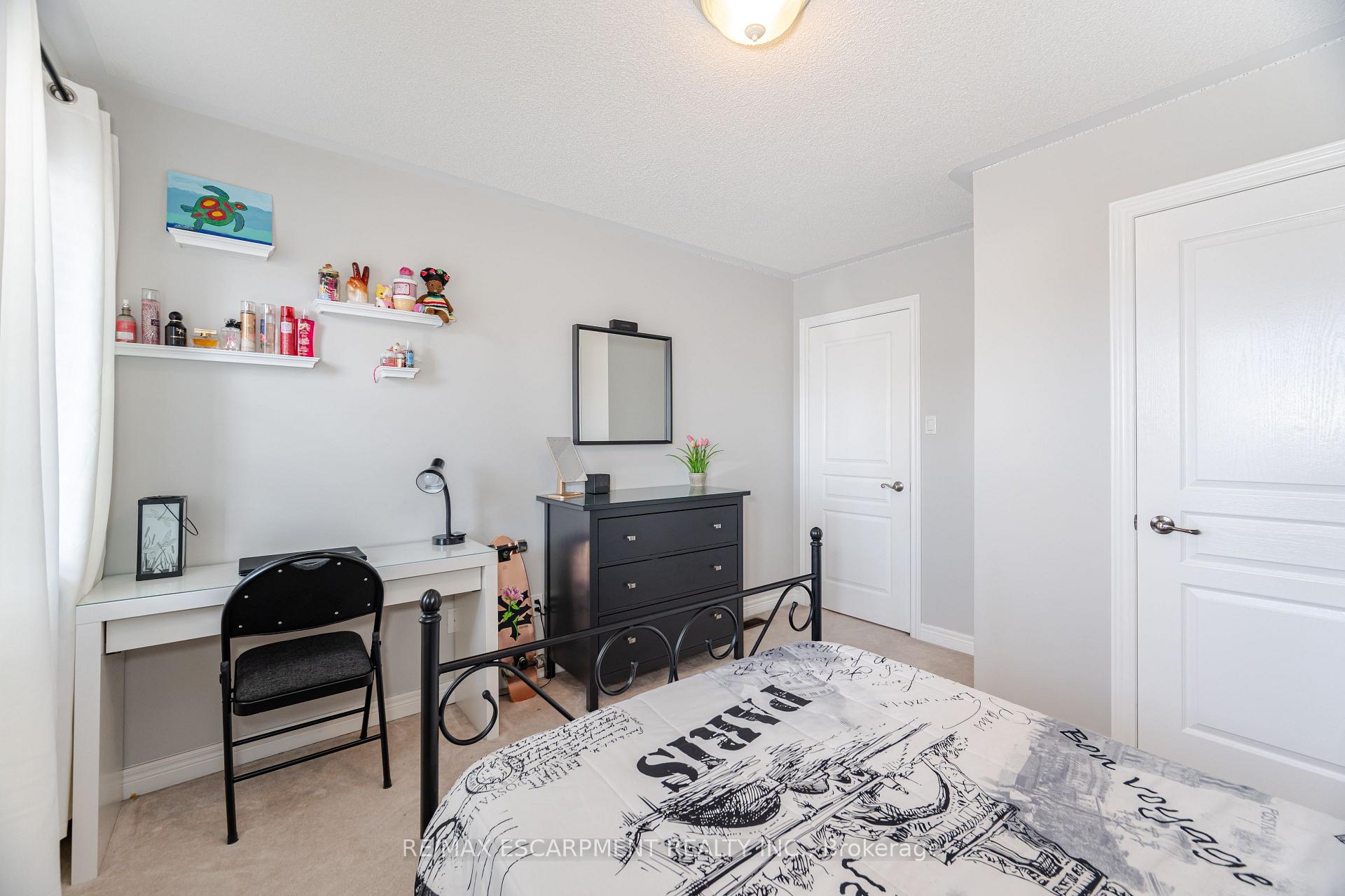 Photo 31 of 31 Vanderbrink Drive, Brampton, Sandringham-Wellington — HOMEH
