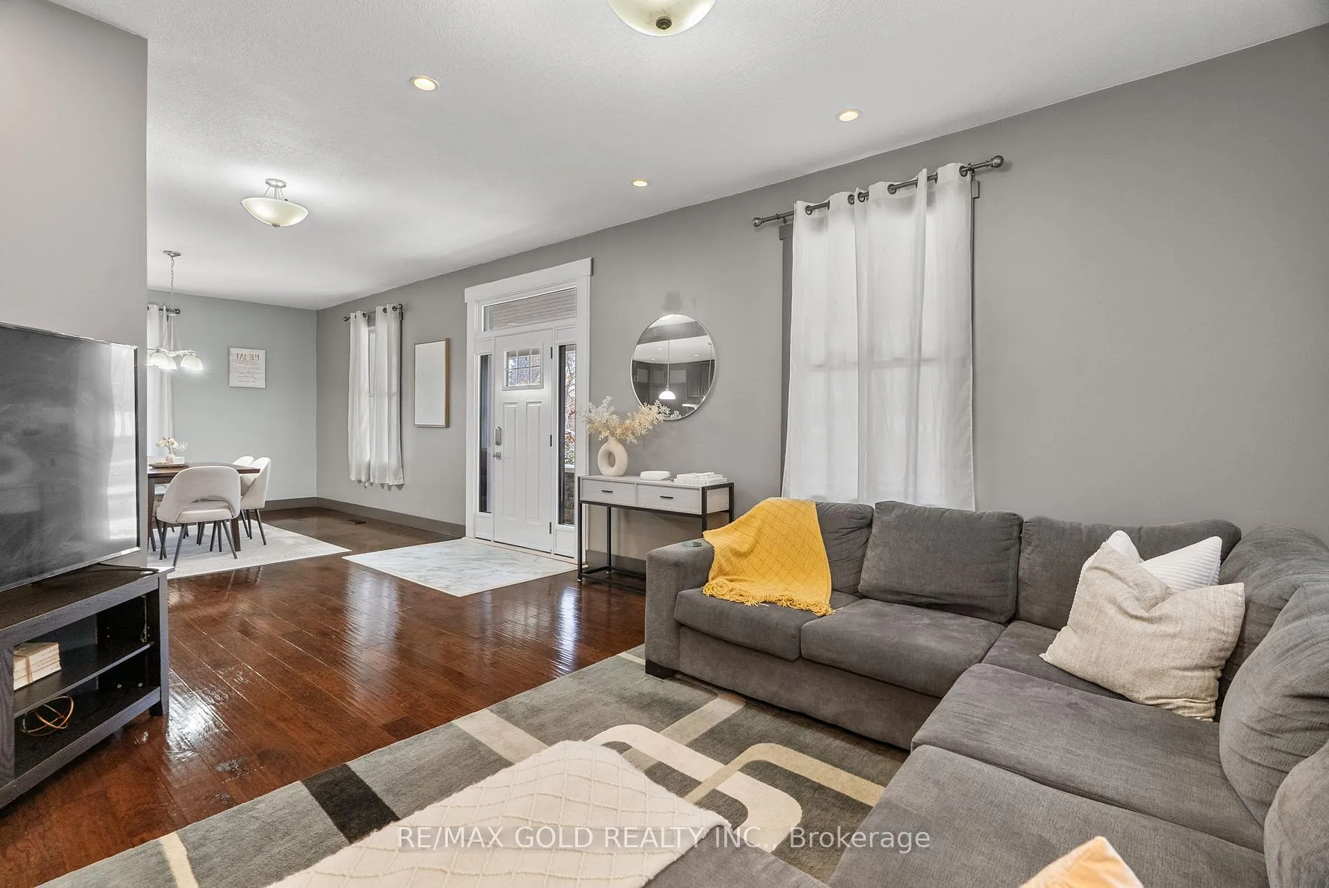 Photo 13 of 129 Albert Street, Central Huron, Clinton — HOMEH