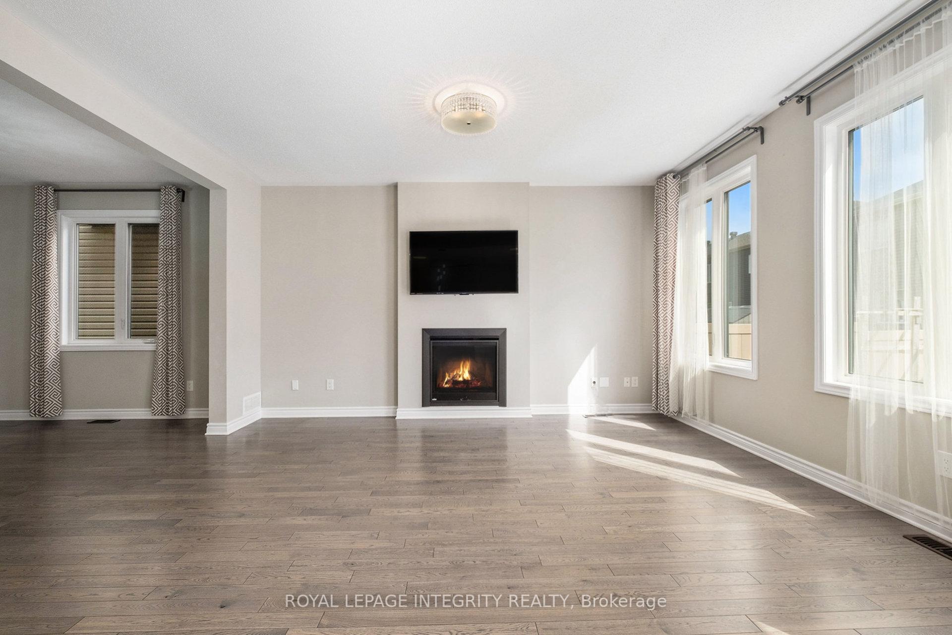 Photo 3 of 25 Clonfadda Terrace, Ottawa, Barrhaven - Half Moon Bay — HOMEH