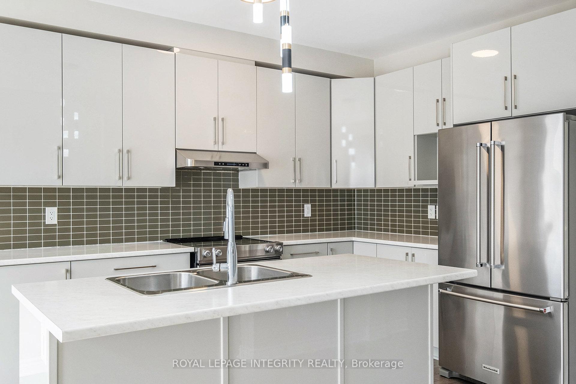Photo 15 of 25 Clonfadda Terrace, Ottawa, Barrhaven - Half Moon Bay — HOMEH