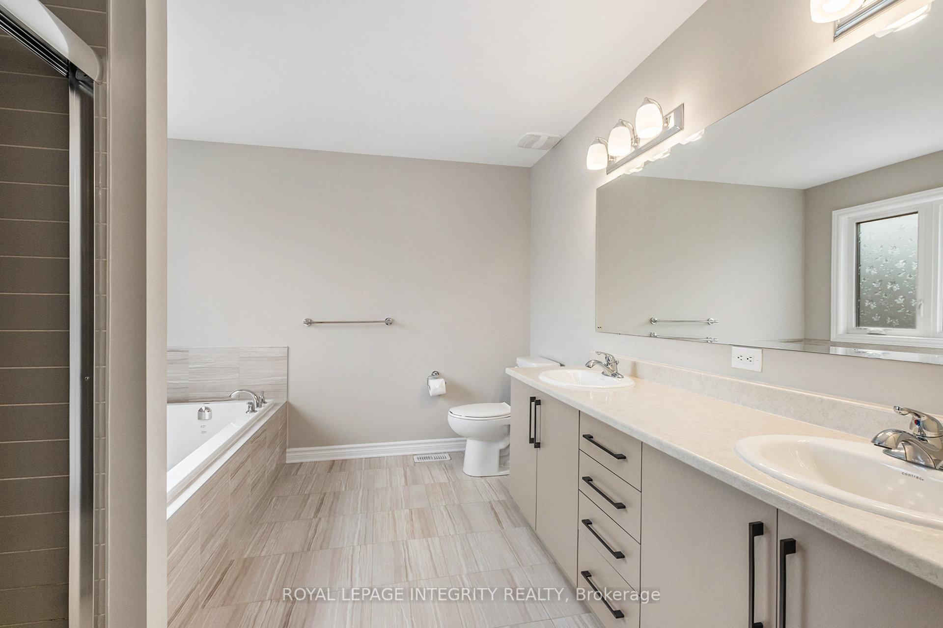 Photo 18 of 25 Clonfadda Terrace, Ottawa, Barrhaven - Half Moon Bay — HOMEH