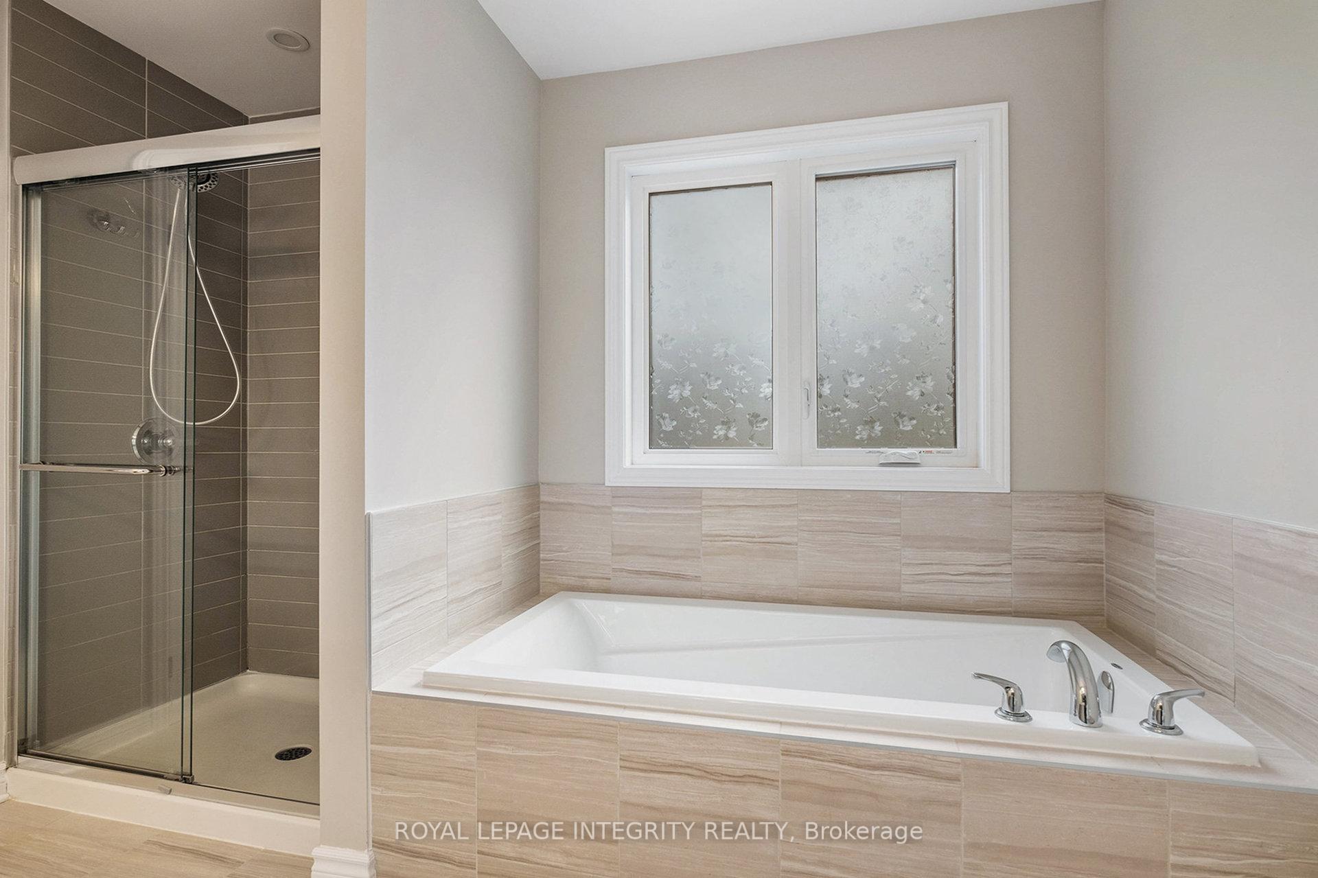 Photo 19 of 25 Clonfadda Terrace, Ottawa, Barrhaven - Half Moon Bay — HOMEH